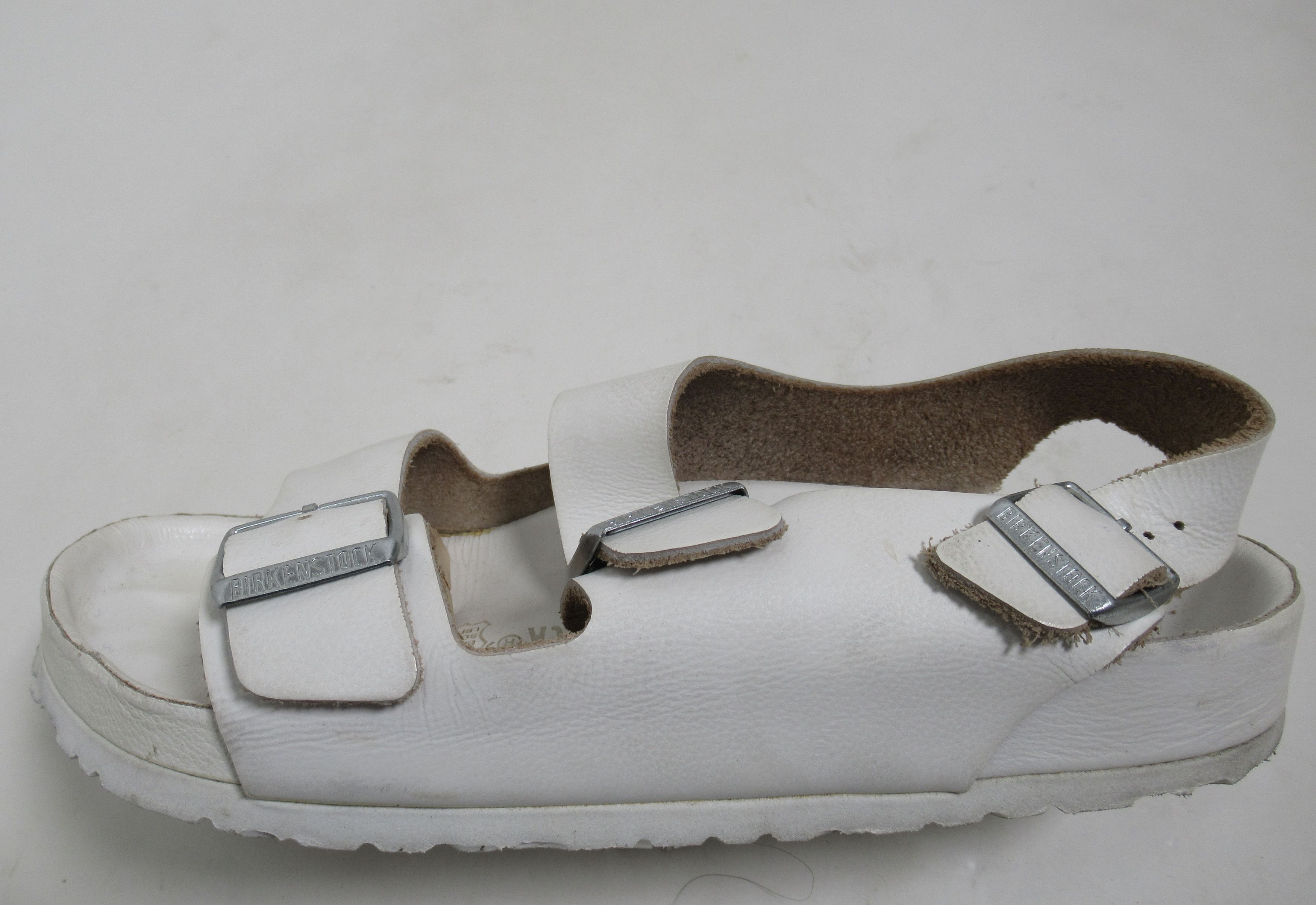 Birkenstock Birkenstock Milano Buckle Leather Sandals White 9 US M Size US 9 / EU 42 - 7 Thumbnail
