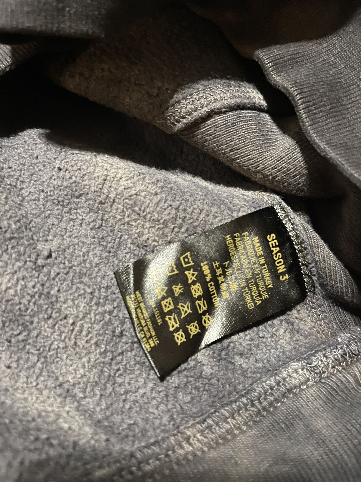 Yeezy Yeezy Season 3 Crewneck Size US XS / EU 42 / 0 - 6 Thumbnail