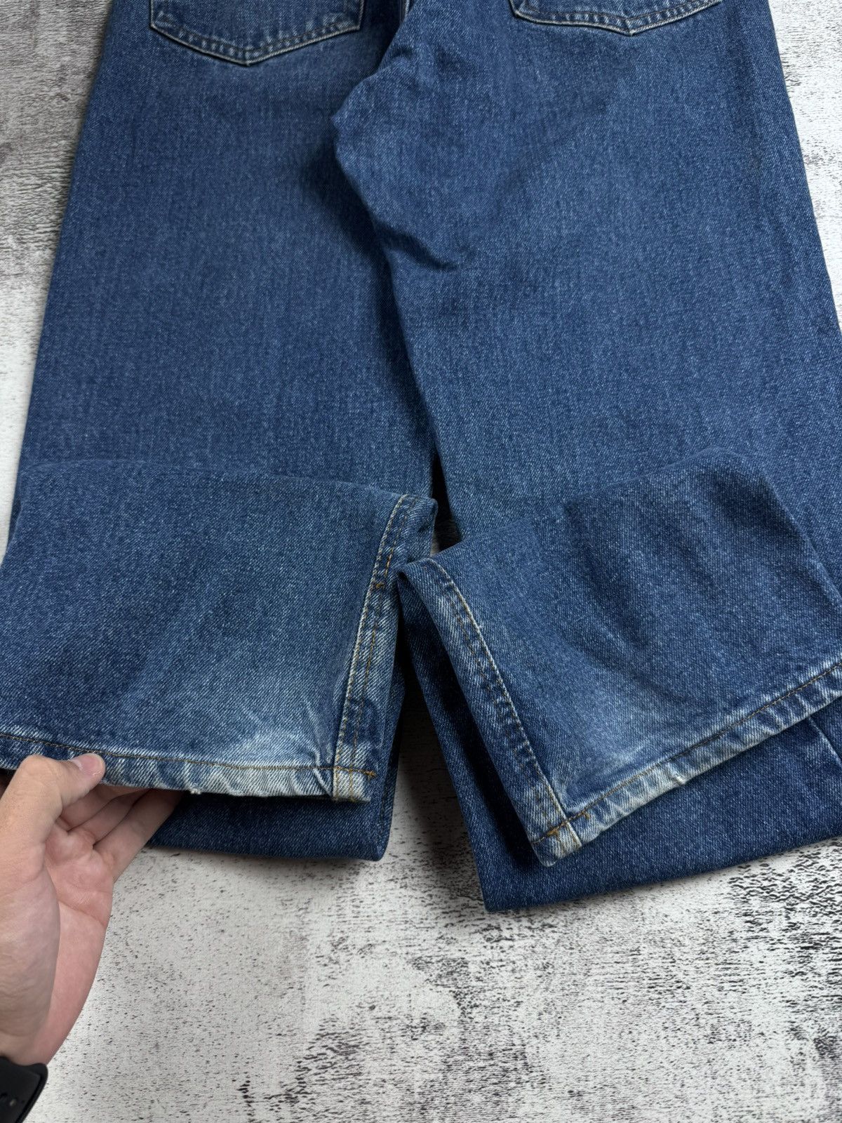 Valentino Valentino Italian Blue Men’s 33/33 Straight Classic Vintage Jeans Pants Trousers Size US 33 - 8 Thumbnail