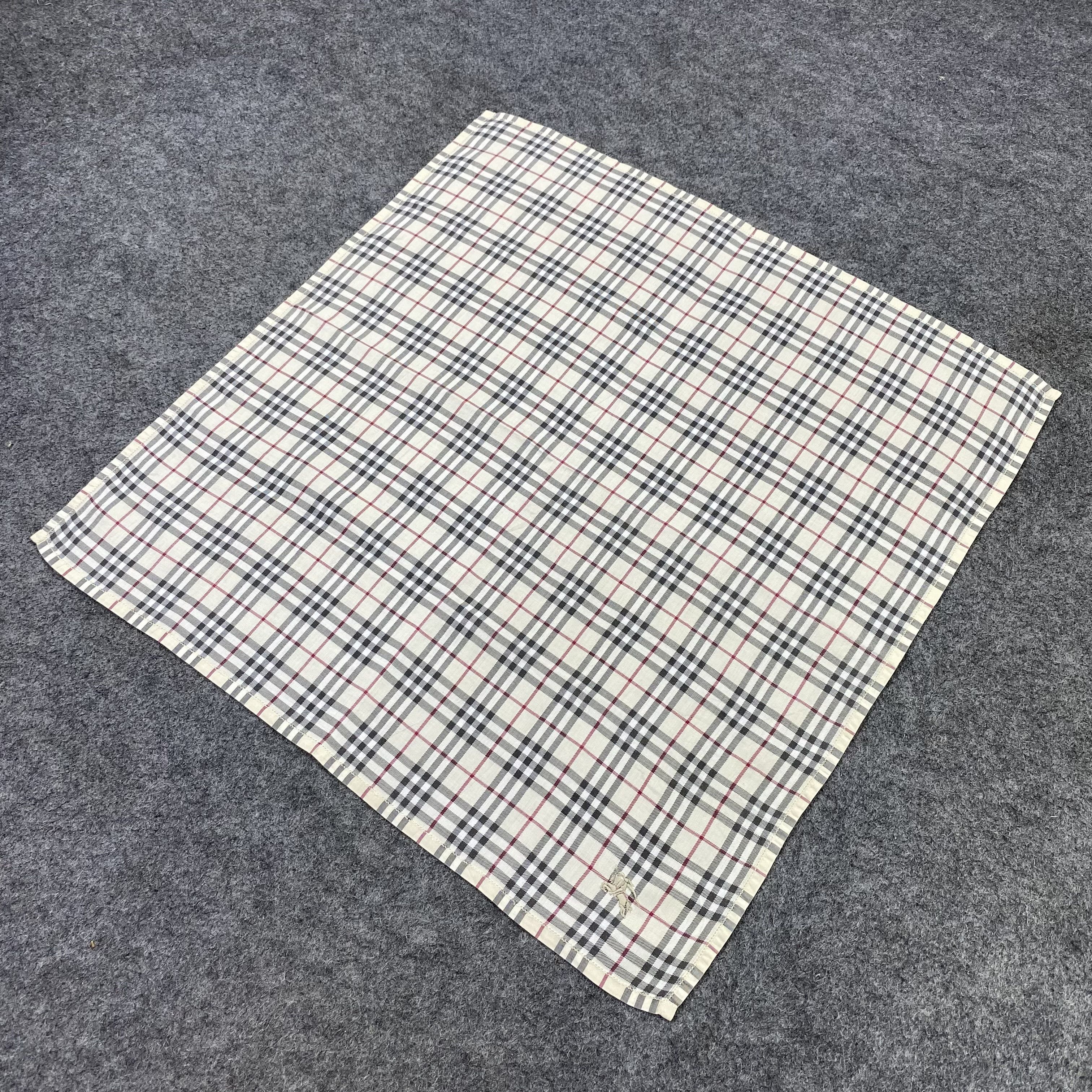 Burberry Burberry Handkerchief / Bandana / Neckerchief-B2274 Size ONE SIZE - 4 Thumbnail