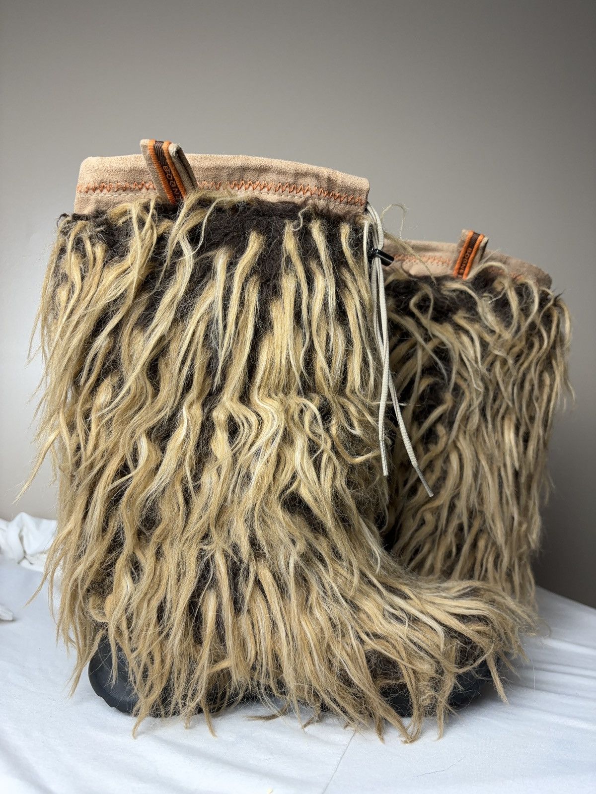 Vintage FAUX FUR VINTAGE AVANT GARDE YETI WINTER BOOTS Size US 9 / IT 39 - 7 Thumbnail