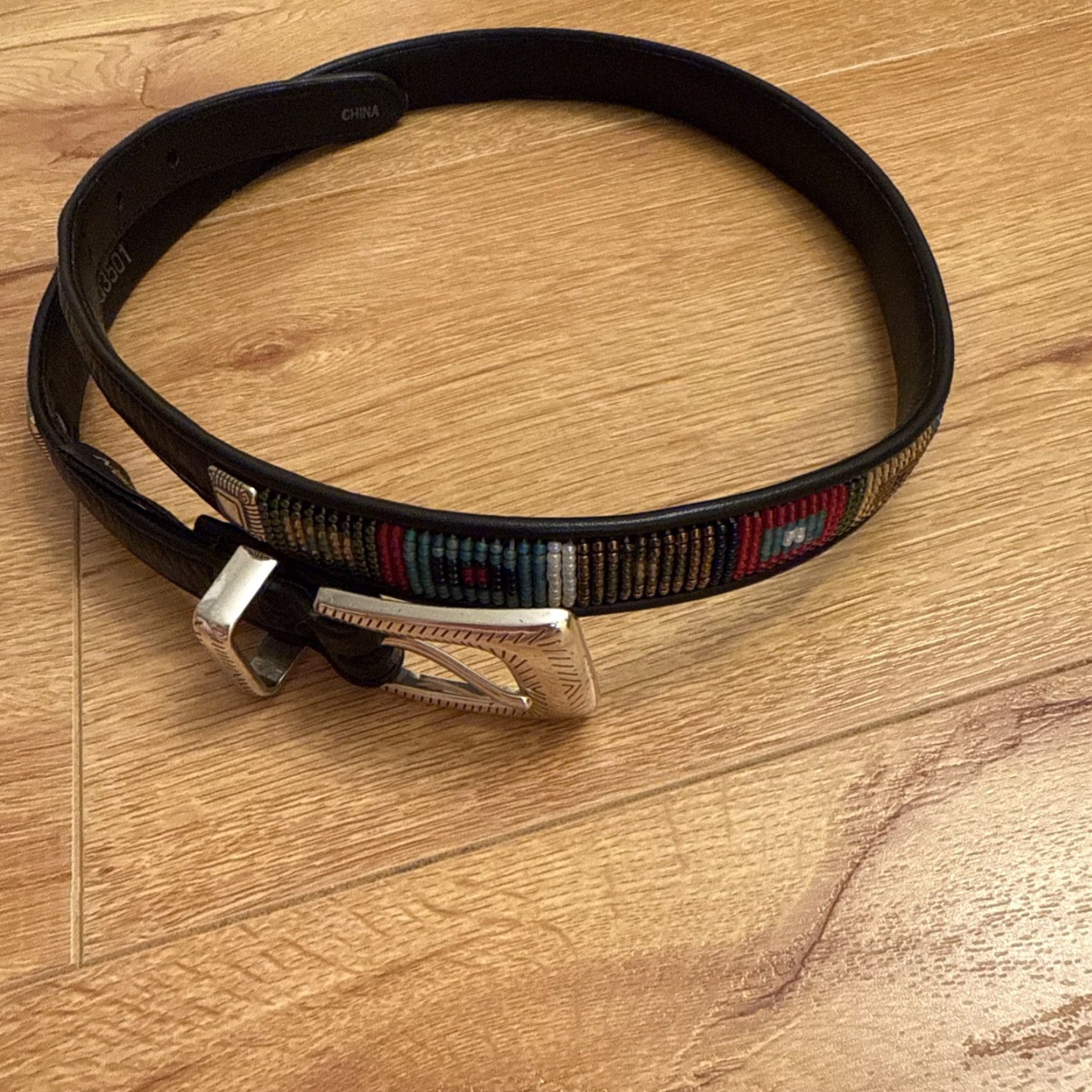 Brighton VINTAGE Brighton Beaded Detail M Black Leather Skinny Belt Silver Tooled Buckle Boho Womens Belt (Western) Size ONE SIZE - 2 Thumbnail