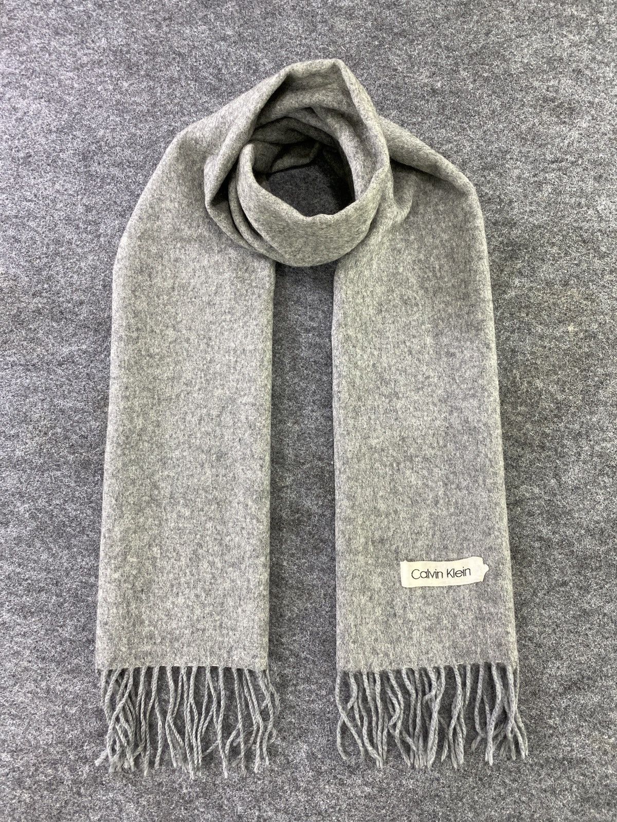 Calvin Klein Scarf / Muffler / Neckwear -T583