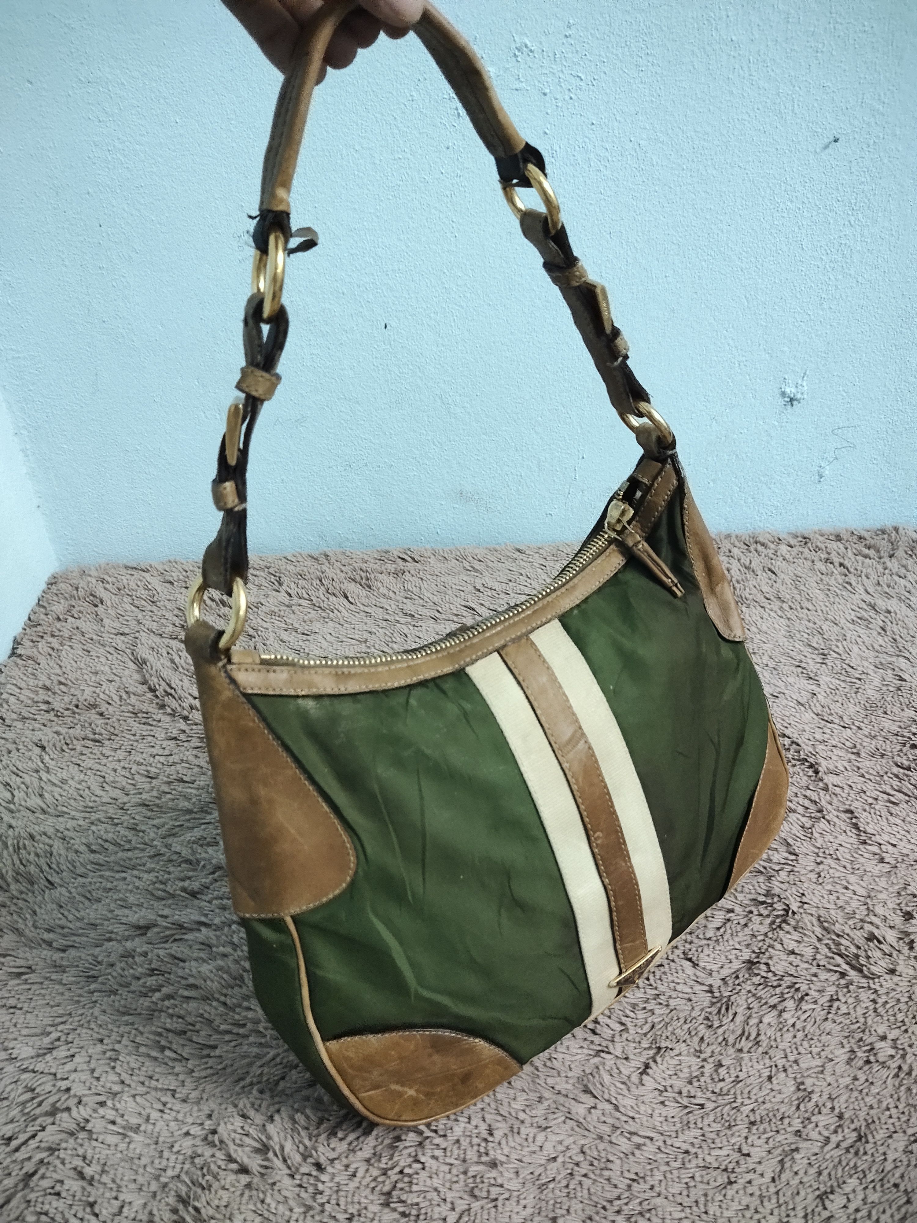 Prada Vintage 2000s Prada Tessuto Nylon Shoulder Bag Size ONE SIZE - 4 Thumbnail