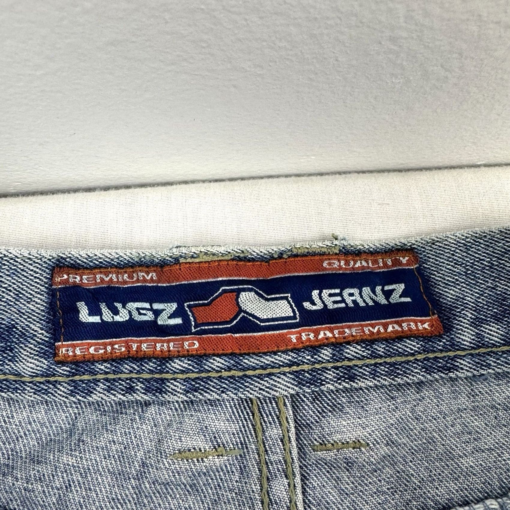Lugz VINTAGE Lugz Jeans Adult 34x28 Hipster Punk Skater Pockets Embroidered Denim Blue 90s Y2K Mens jeans Size US 34 / EU 50 - 5 Thumbnail