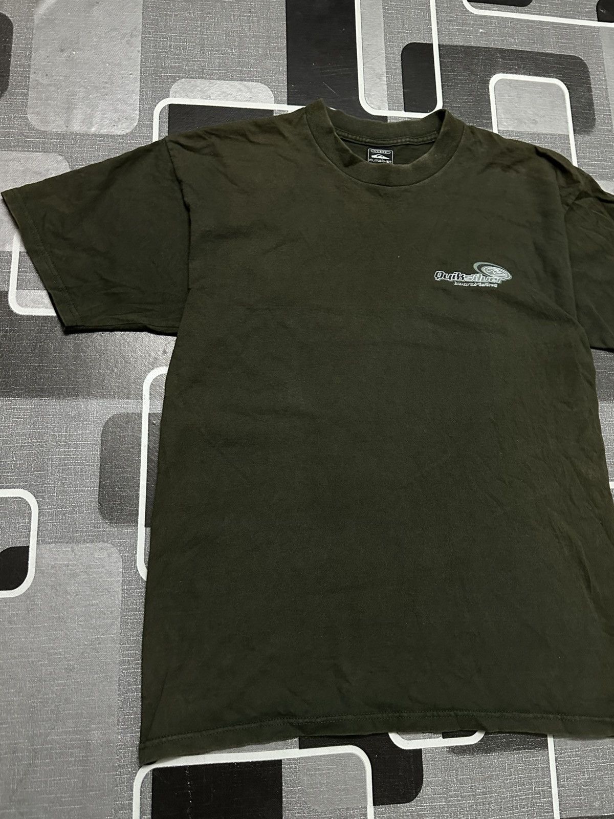 Quiksilver × Vintage Vintage 1990 Quiksilver Surfwear Tee Shirt Size US L / EU 52-54 / 3 - 3 Thumbnail