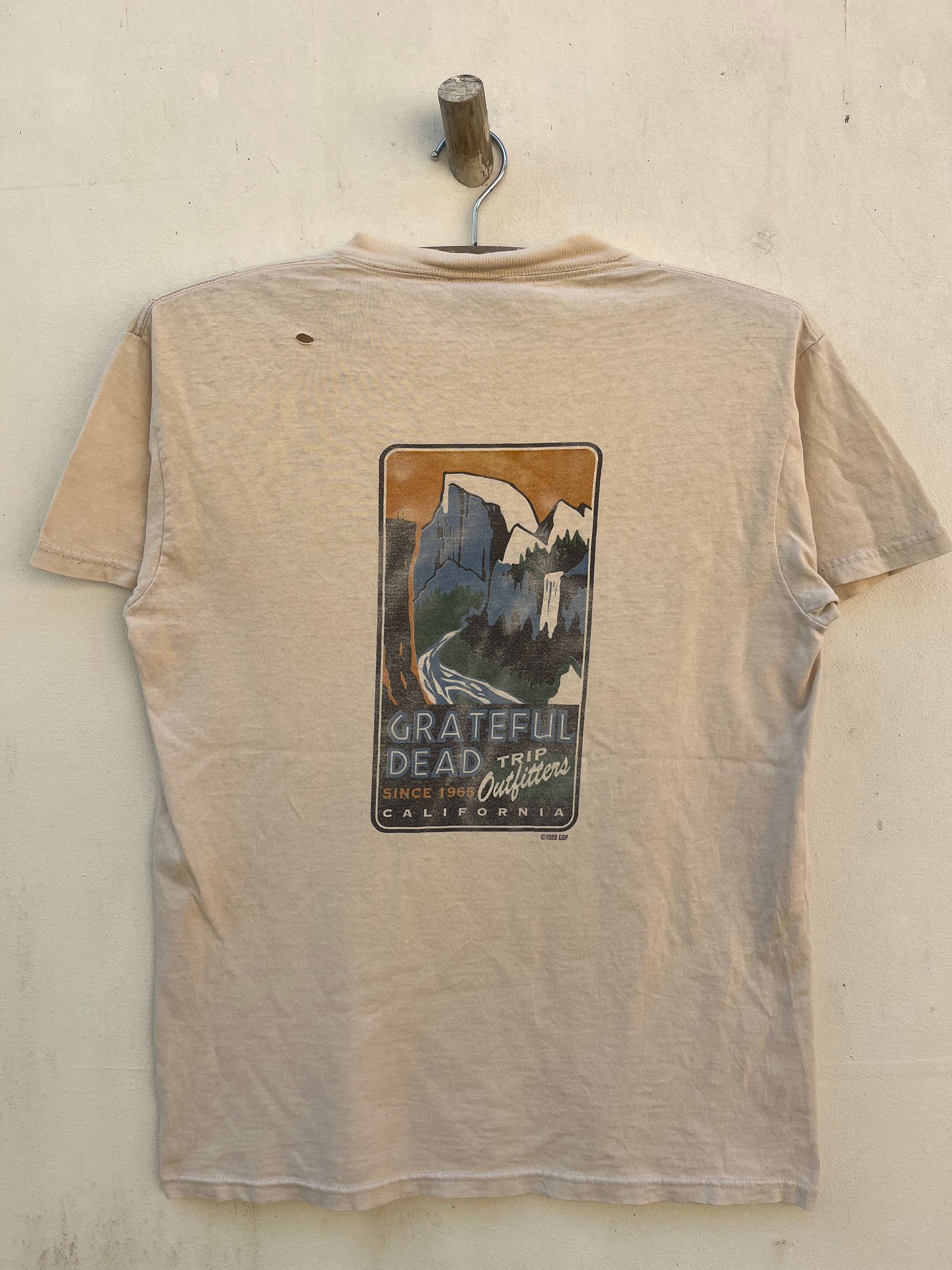 Band Tees Vintage Grateful Dead 90s Outfitters Back Hit Size US S / EU 44-46 / 1 - 3 Thumbnail