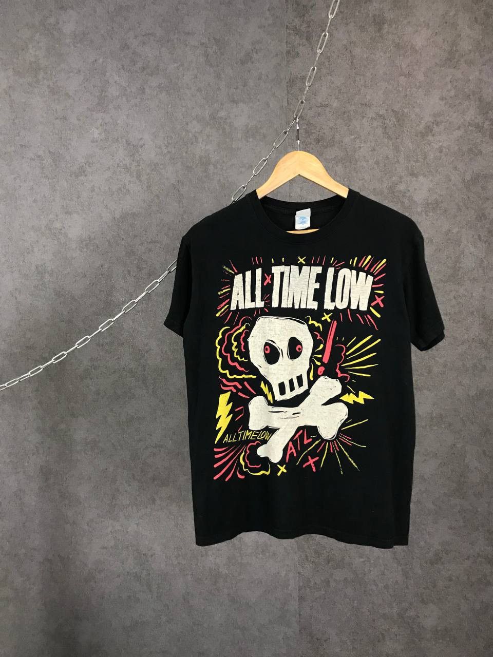 Band Tees All time low vintage rock band tee Size US M / EU 48-50 / 2 - 1 Thumbnail
