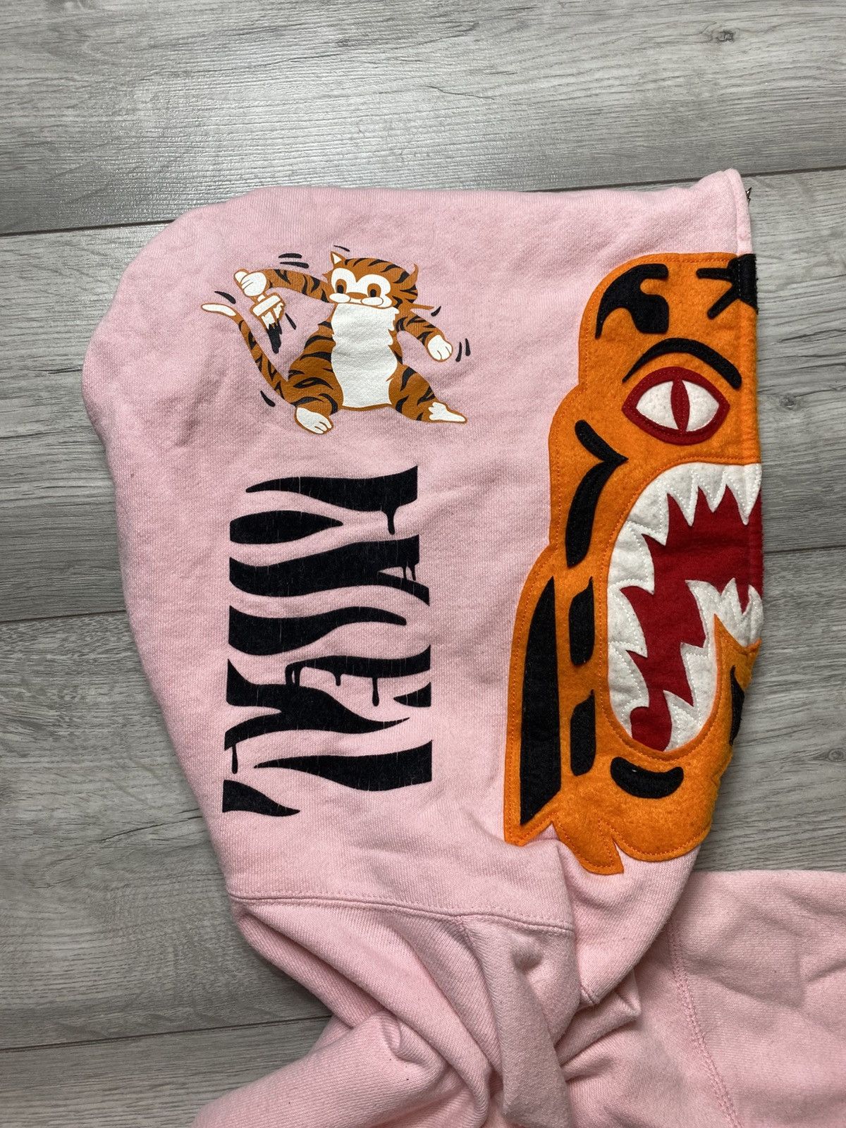 Bape Bape OG pink tiger full zip hoodie Size US L / EU 52-54 / 3 - 5 Thumbnail