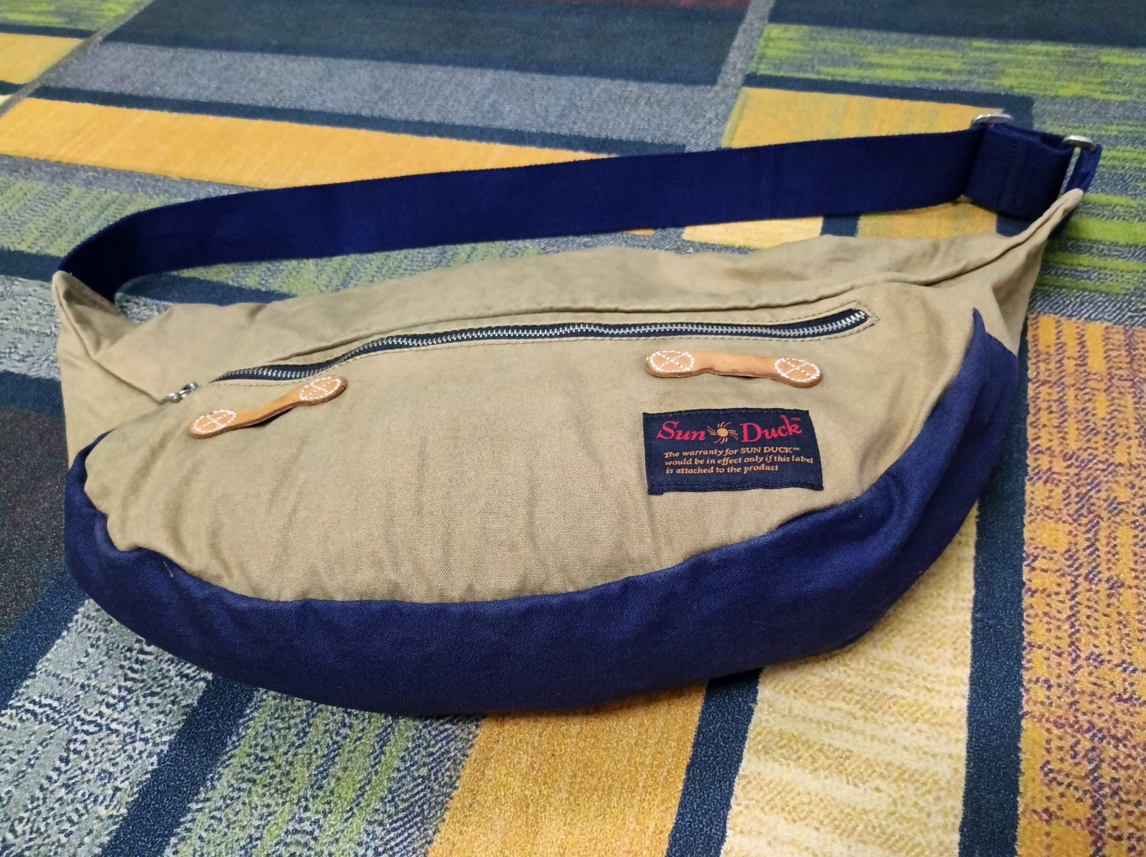Designer × Japanese Brand Sun Duck X Back Number Crescent Design Crossbody Bags Size ONE SIZE - 4 Thumbnail