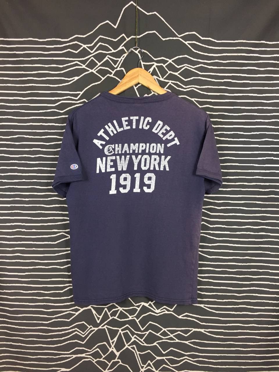 Champion × Vintage Vtg Sunfaded Champion Athletic Dept New York 1919 Tee Size US M / EU 48-50 / 2 - 1 Thumbnail