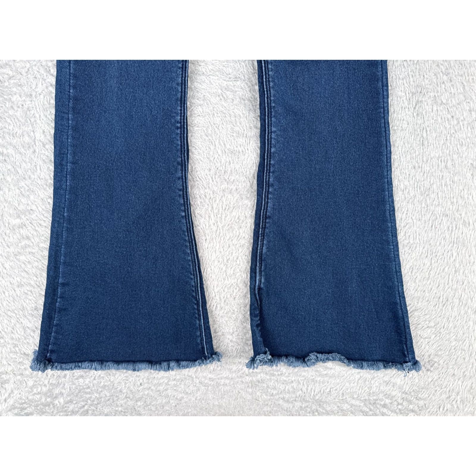 Silver Jeans Co. Silver Jeans Jeans Blue Denim Flared High Rise 25x24 Raw Hem Women’s Regular Size 42" / US 20 - 2 Thumbnail