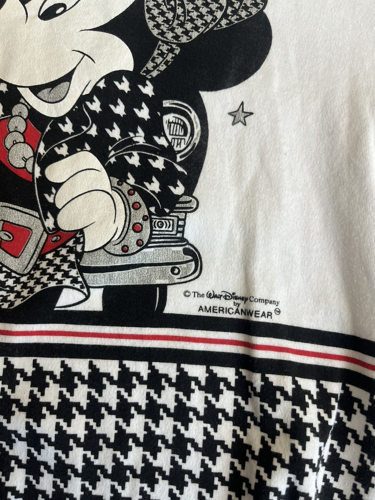 Disney Vintage Minnie Mouse Pop Stars 90’s By The Walt Disney Size US M / EU 48-50 / 2 - 7 Thumbnail