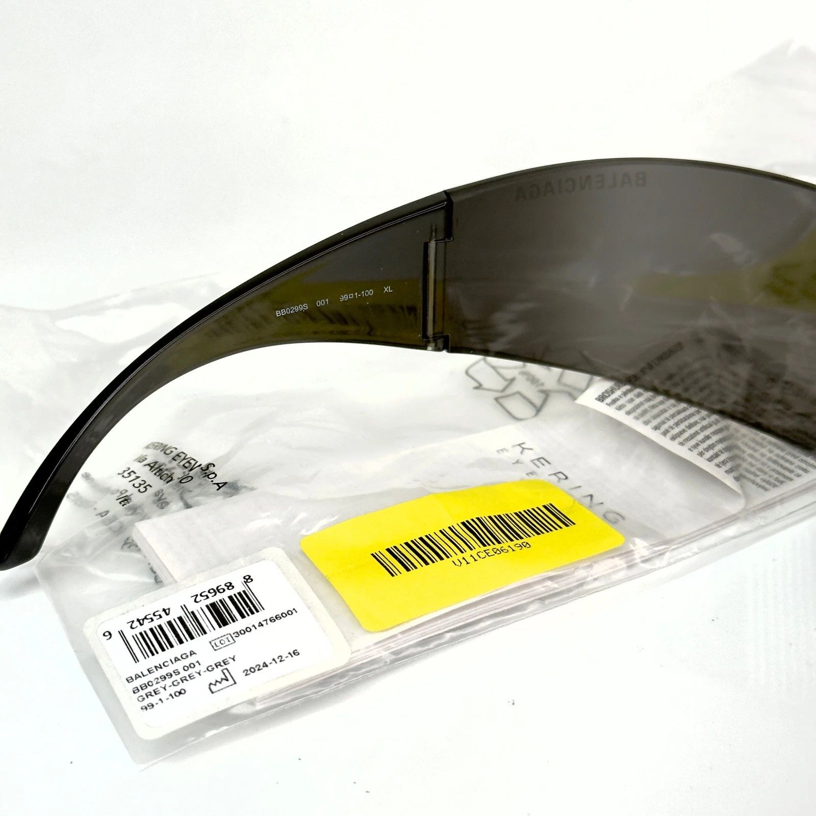 Balenciaga BALENCIAGA BB0299S 0299 PANTHER MASK Wrap Black Bold 001 Size ONE SIZE - 6 Thumbnail