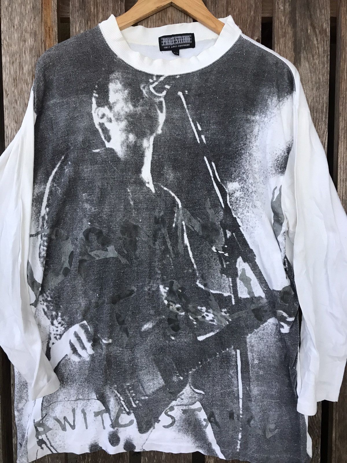 Band Tees James Dean Bradfield Manic Street Preachers Overprint Tee Size US L / EU 52-54 / 3 - 3 Thumbnail