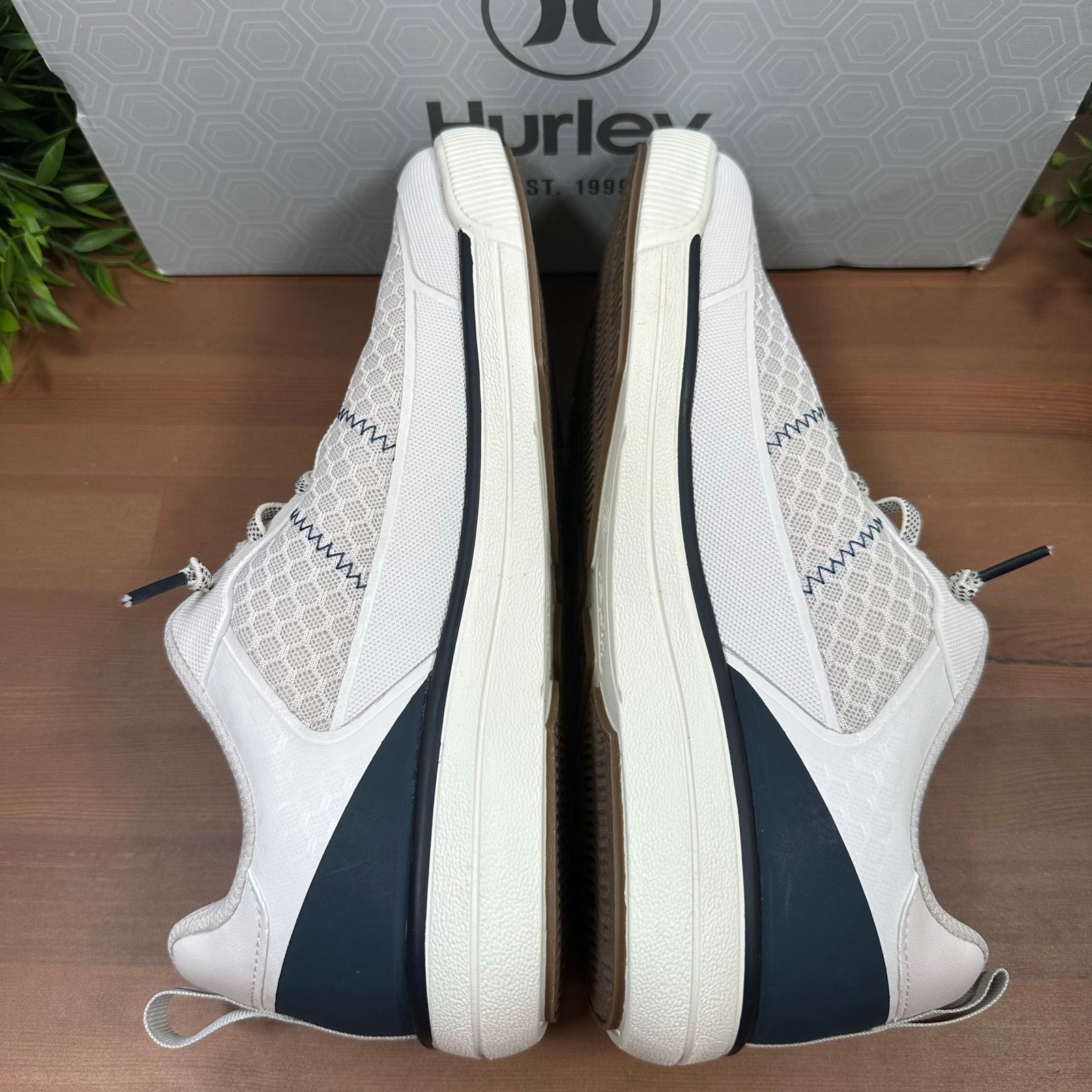 Hurley Hurley Men's Exeter Grey Memory Foam Lightweight Sneakers Size US 9.5 / EU 42-43 - 7 Thumbnail