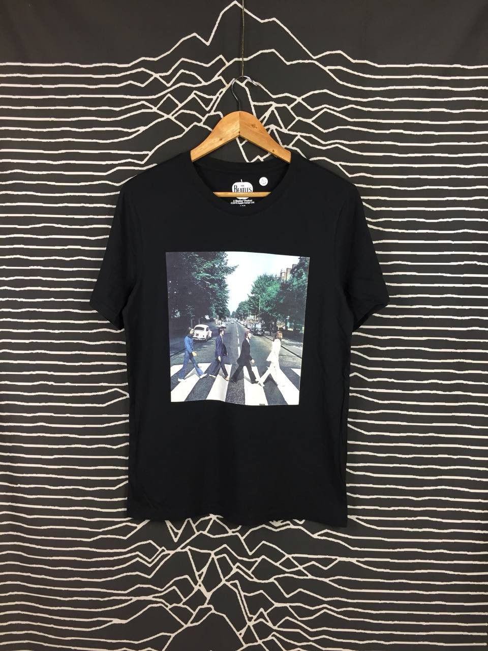 Band Tees The Beatles Abbey Road 2015 Apple Corps Tee Size US M / EU 48-50 / 2 - 1 Thumbnail