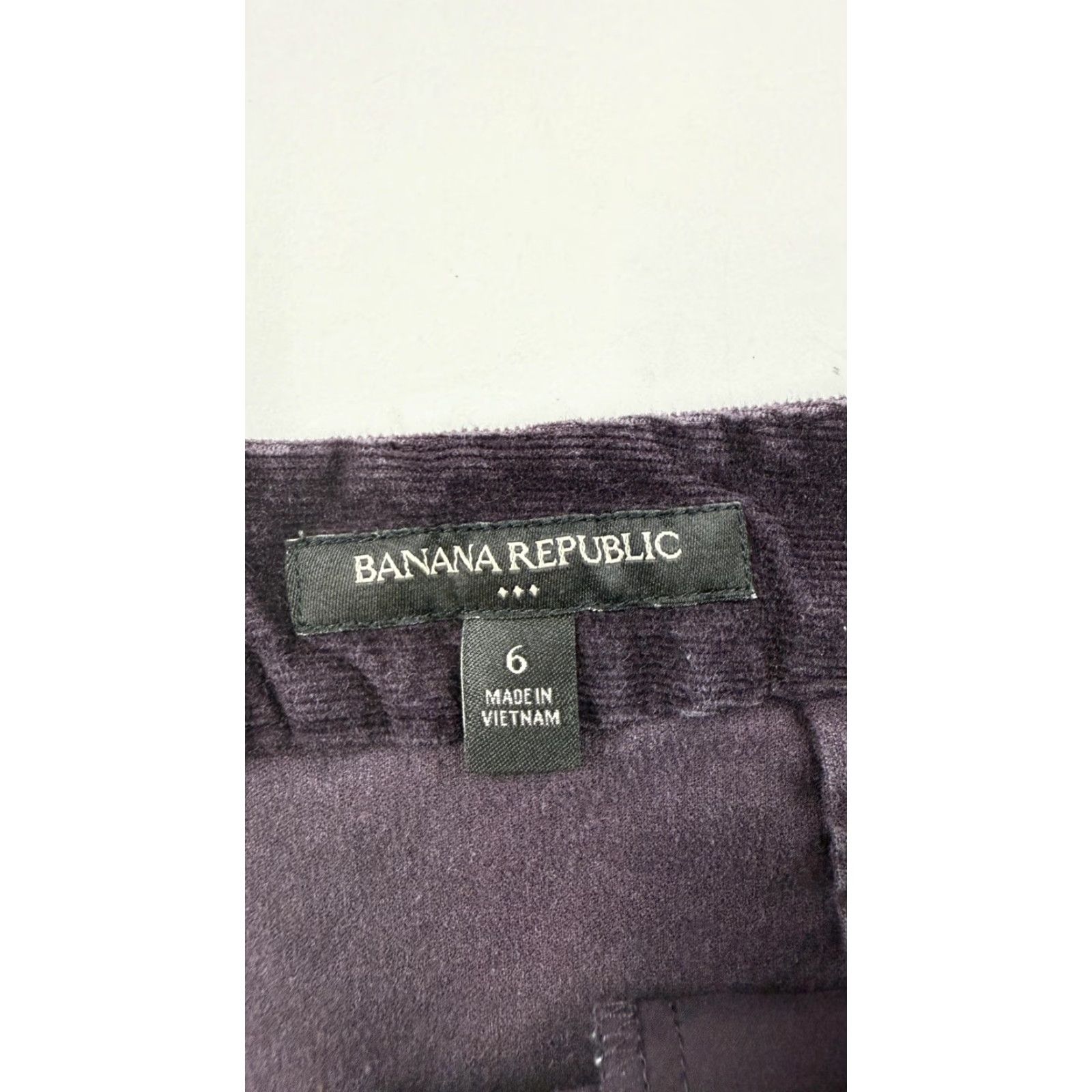 Banana Republic Banana Republic Skirt Womens 6 Purple Corduroy Mini Casual Pockets Zip Buttons Fall Winter Size 28" / US 6 / IT 42 - 3 Thumbnail