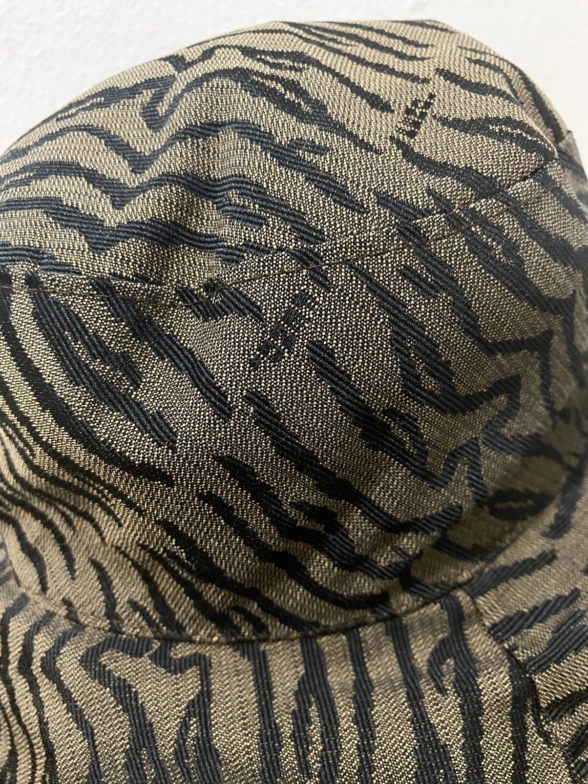 Fendi Vintage Fendi Zebra Stripes Bucket Hat Size ONE SIZE - 6 Thumbnail