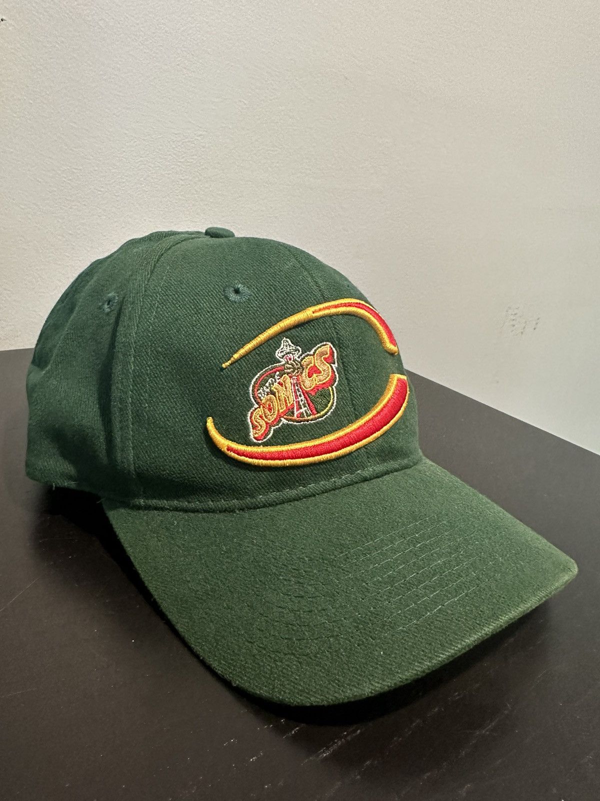 NBA × Vintage Vintage Seattle SuperSonics Corduroy Hat Size ONE SIZE - 2 Thumbnail