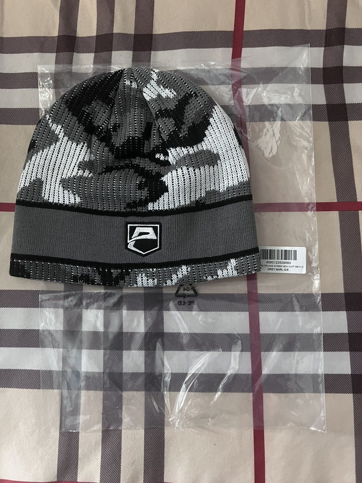 Avirex × Palace Palace Avirex Nein Cuff Beanie Camo | Grailed