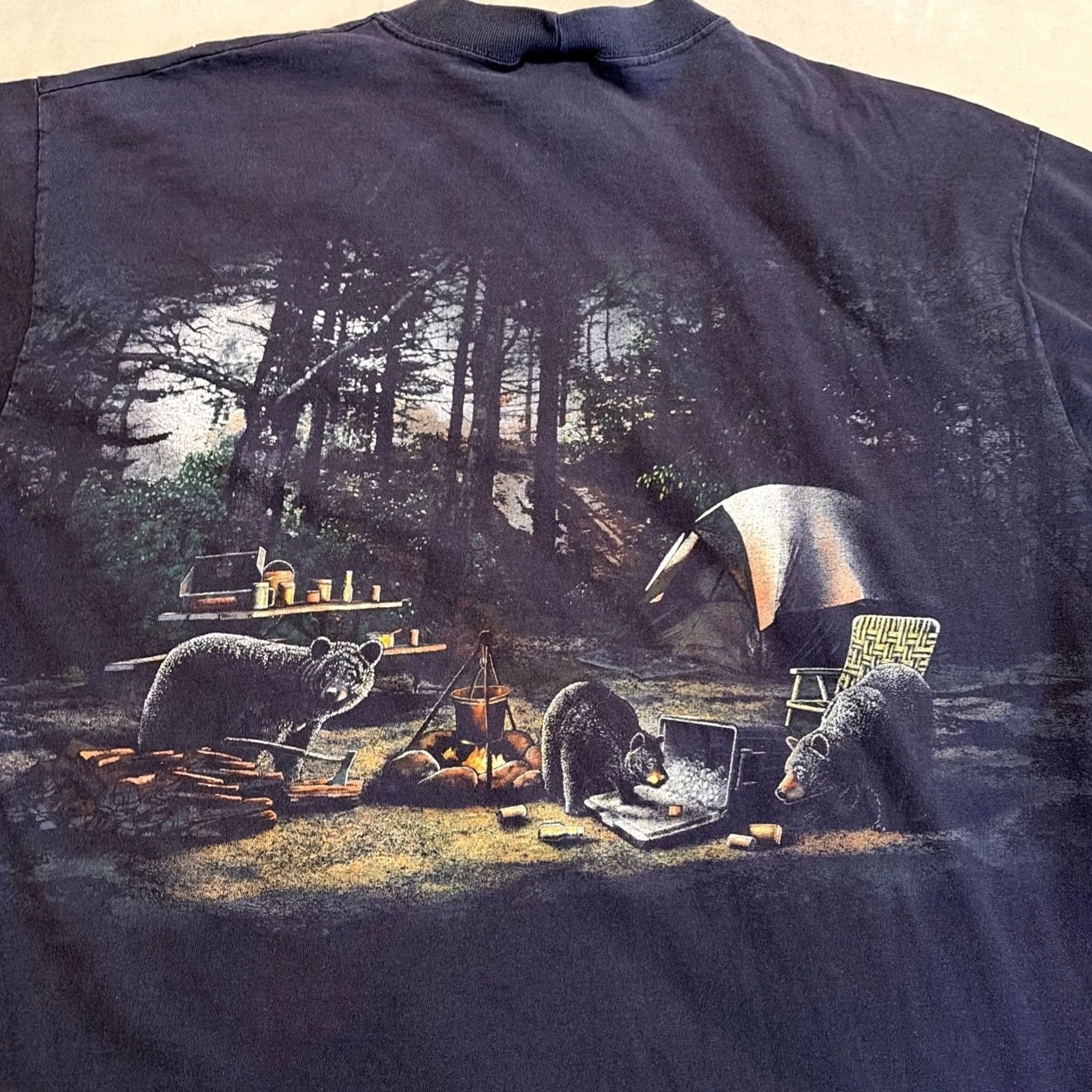 Vintage VINTAGE Art Unlimited Camping Black Bear All Over Print T Shirt XL Men Graphics Wildlife Moon Animals Size US XL / EU 56 / 4 - 8 Thumbnail