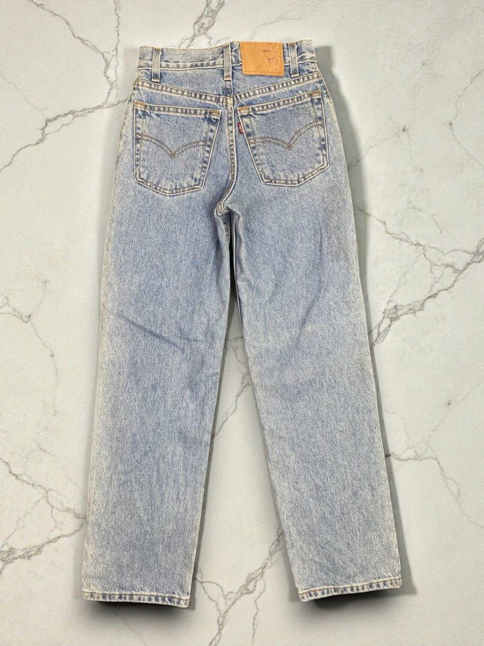 Levi's vintage levis 550 relaxed fit slim denim nice design Size US 26 / EU 42 - 2 Thumbnail