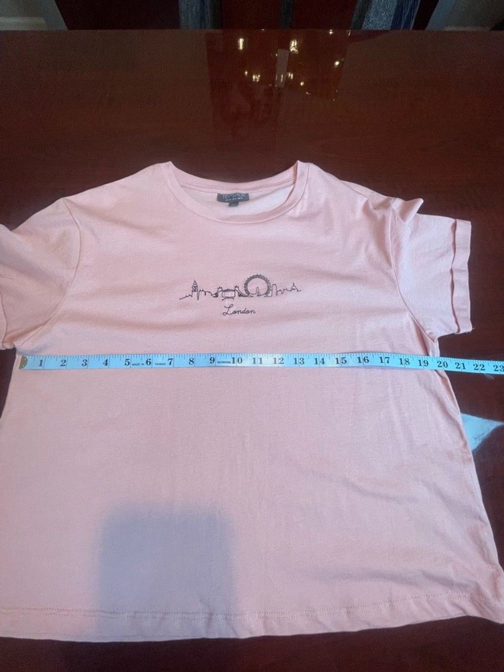 Topshop Topshop London Skyline Graphic Tee Cotton Sz 10 BarbieCore Size M / US 6-8 / IT 42-44 - 6 Thumbnail