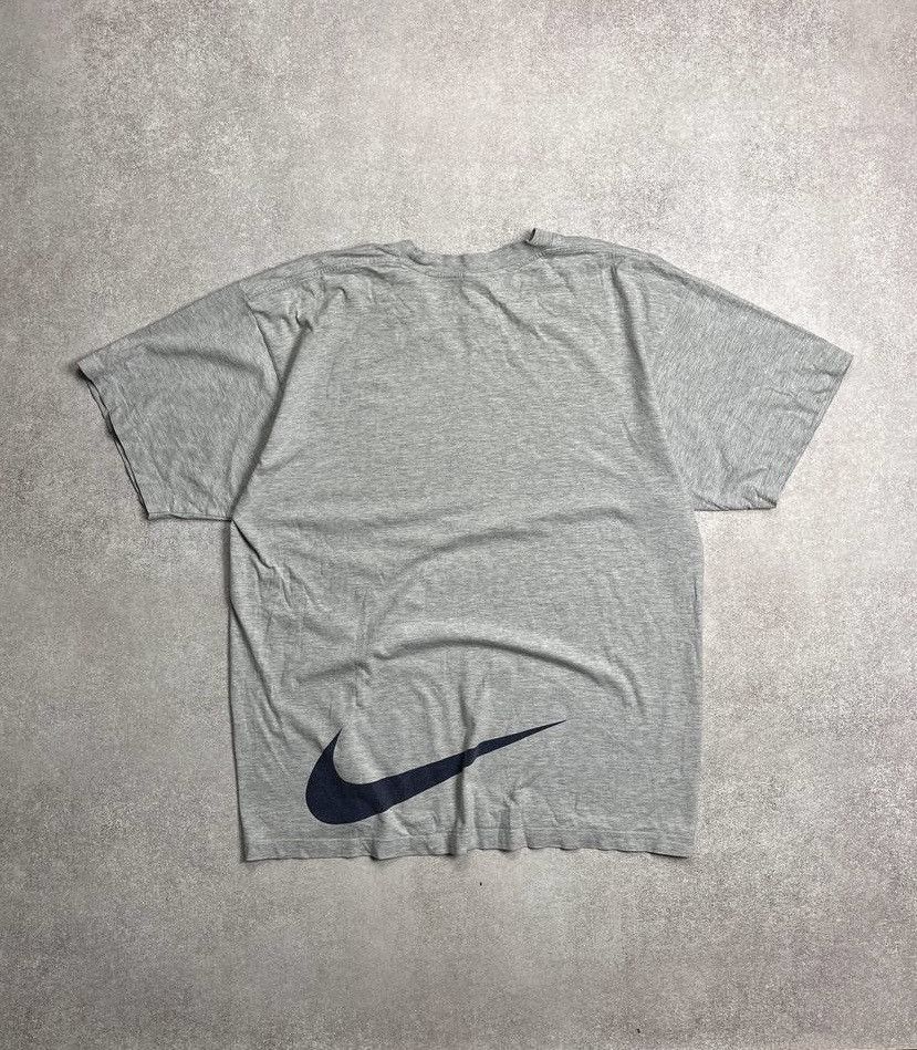 Nike Vintage Nike Big Swoosh Boxy T-shirt Y2K XL Size US XL / EU 56 / 4 - 2 Thumbnail