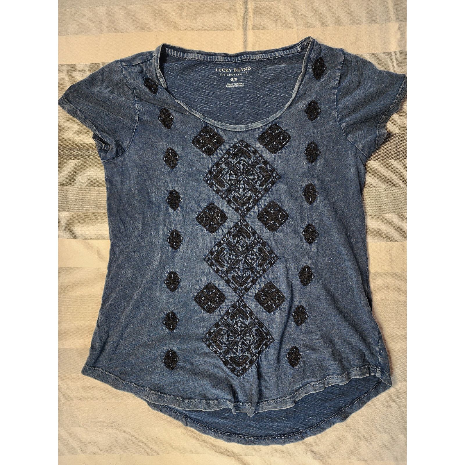 Lucky Brand Lucky Brand Embroidered Boho Tee Size S / US 4 / IT 40 - 1 Thumbnail