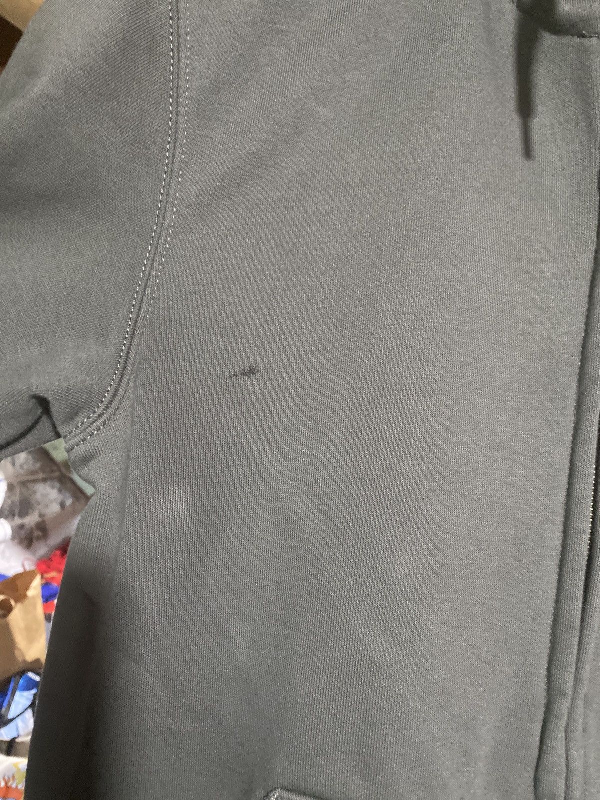 Carhartt × Japanese Brand × Vintage Vintage Medium Carhartt Hoodie Size US M / EU 48-50 / 2 - 7 Thumbnail