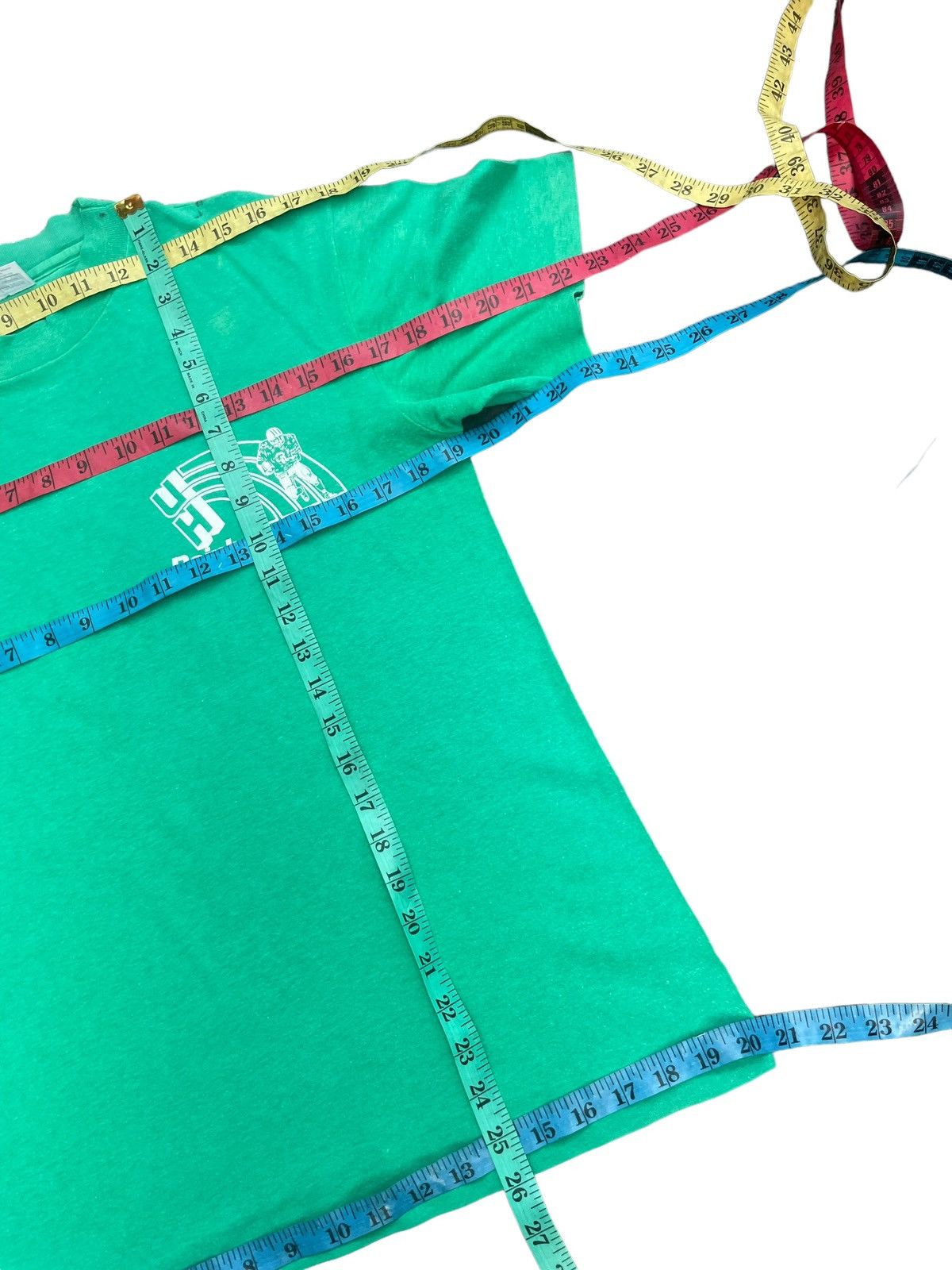 Vintage Vintage 1985 University Hawaii Tshirt Size US M / EU 48-50 / 2 - 14 Thumbnail