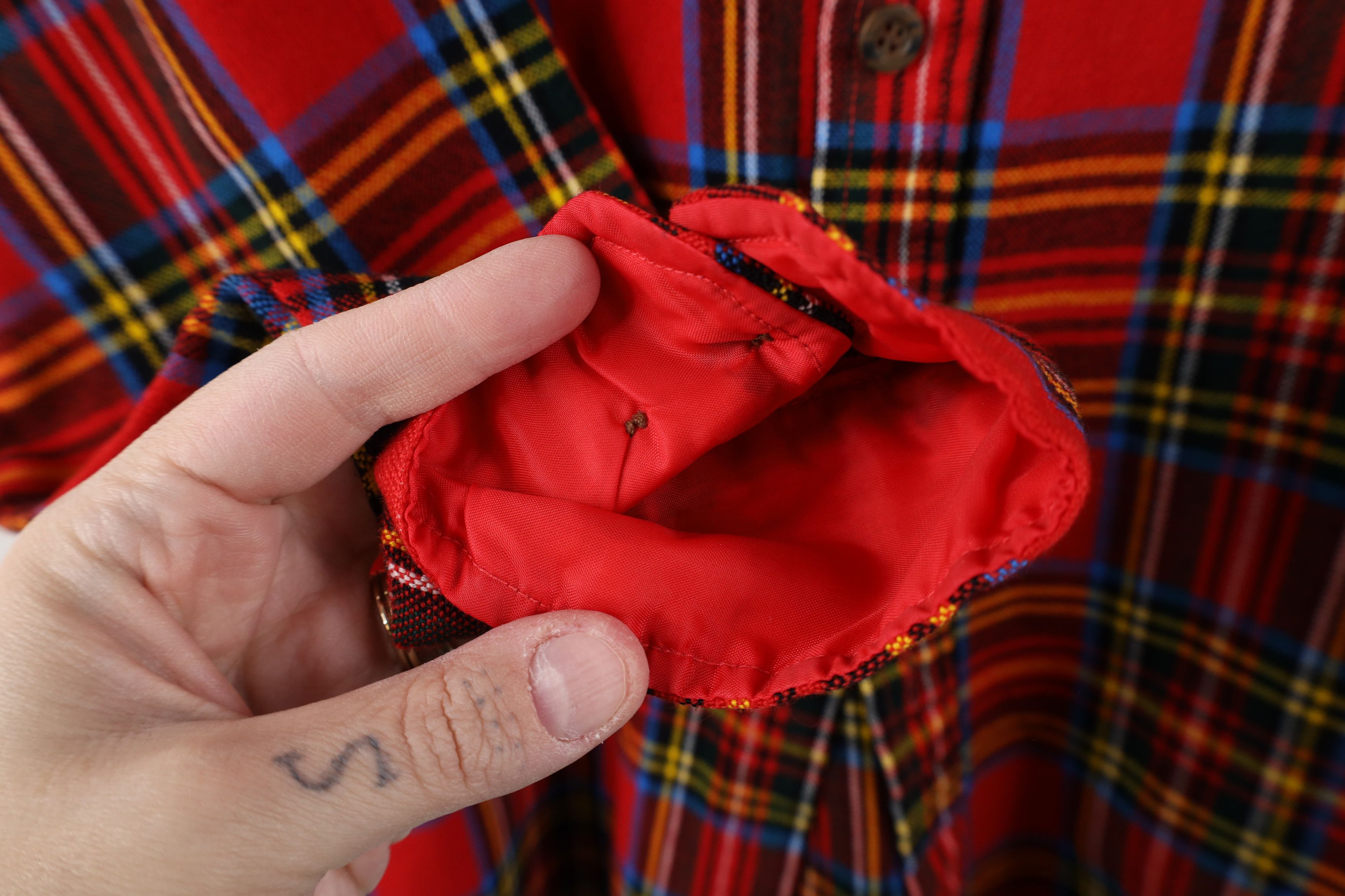 Vintage Vintage 70s Streetwear Knit Collared Button Shirt Plaid Size US L / EU 52-54 / 3 - 6 Thumbnail