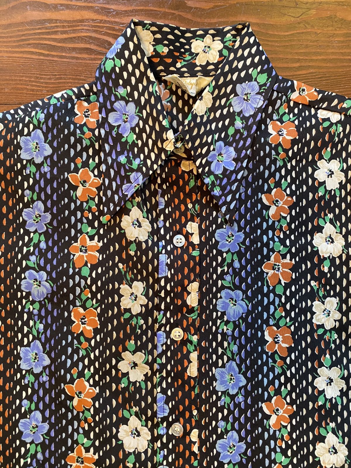 Retrofit × Vintage Vintage 60s/70s Kmart Flowers All Over Polyester Button Up Size M / US 6-8 / IT 42-44 - 3 Thumbnail