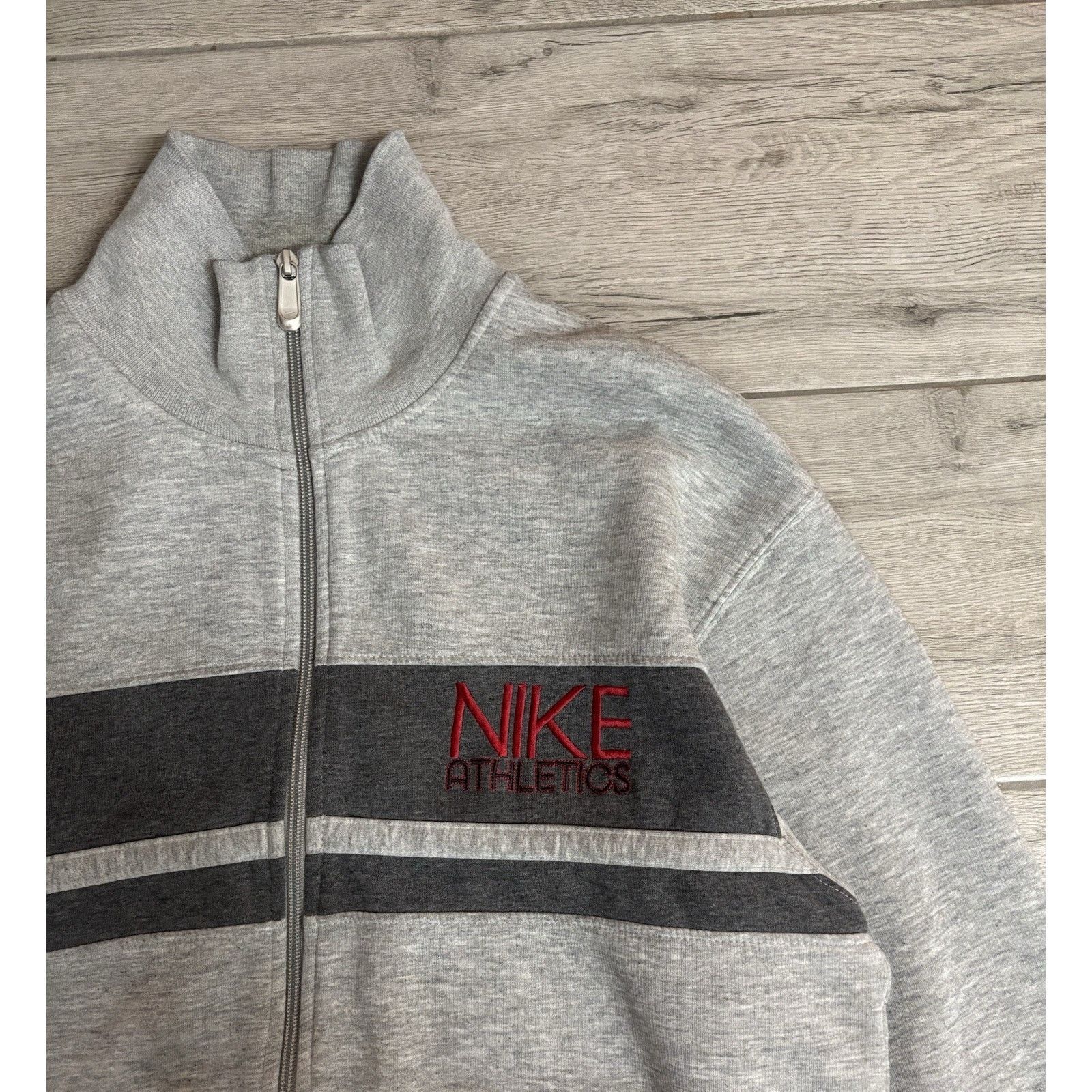Nike Vintage Y2K Nike Athletics Full Zip Jacket Gray L Silver Tab Size US L / EU 52-54 / 3 - 2 Thumbnail