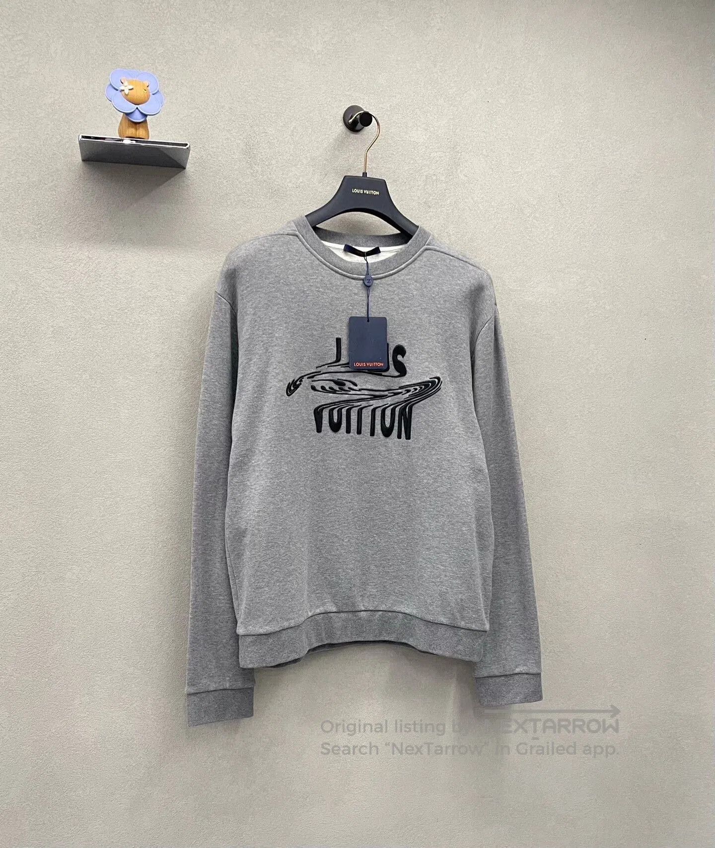 Louis Vuitton gray louis vuitton logo sweatshirt size L. Size US L / EU 52-54 / 3 - 3 Thumbnail