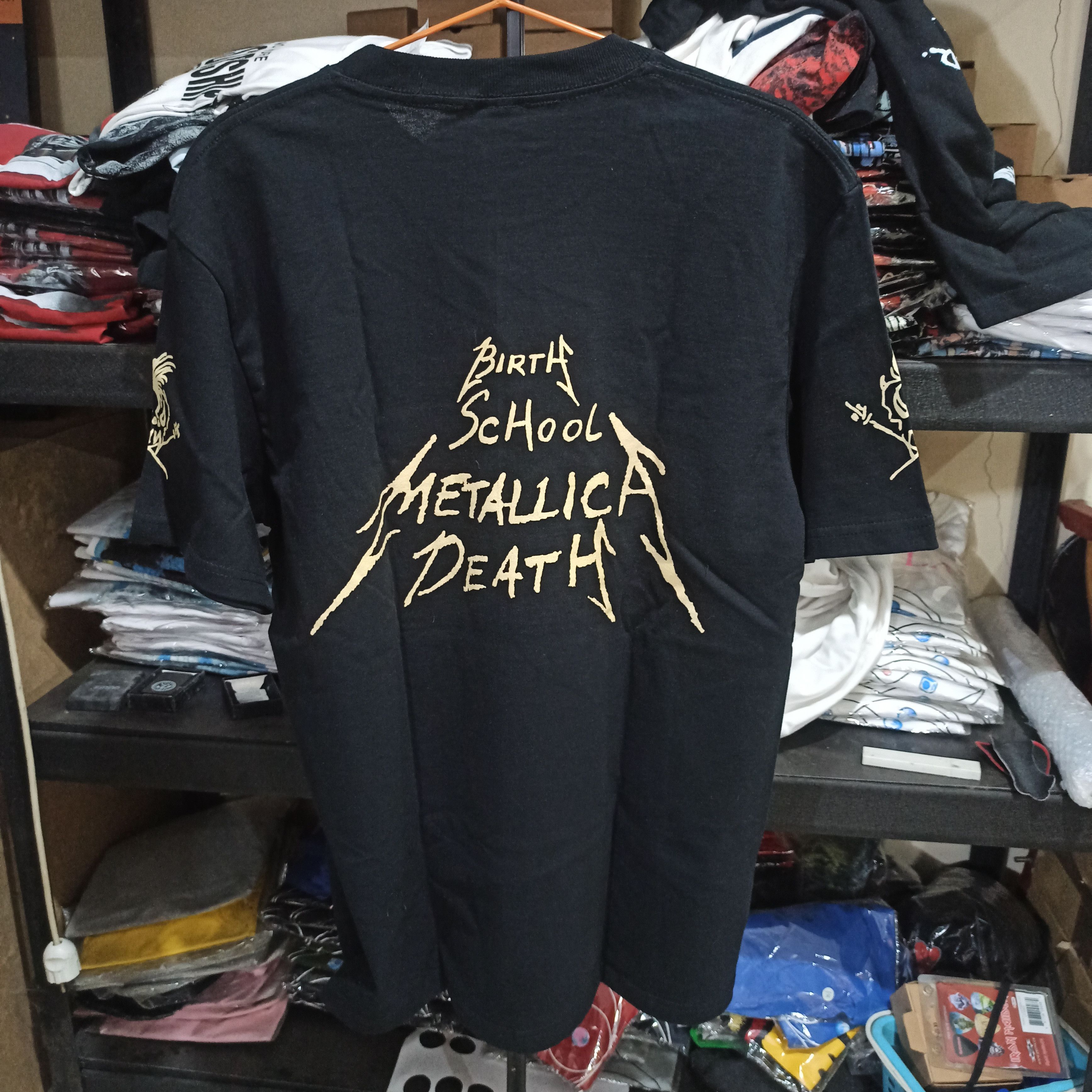 Vintage Metallica Birth School Vtg t shirt Size US L / EU 52-54 / 3 - 4 Thumbnail