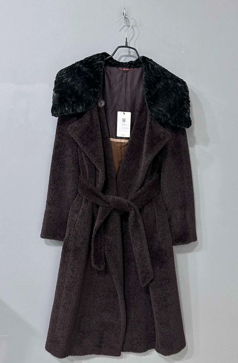 Max Mara Max Mara Alpaca coat with large fur collar Size S / US 4 / IT 40 - 1 Thumbnail