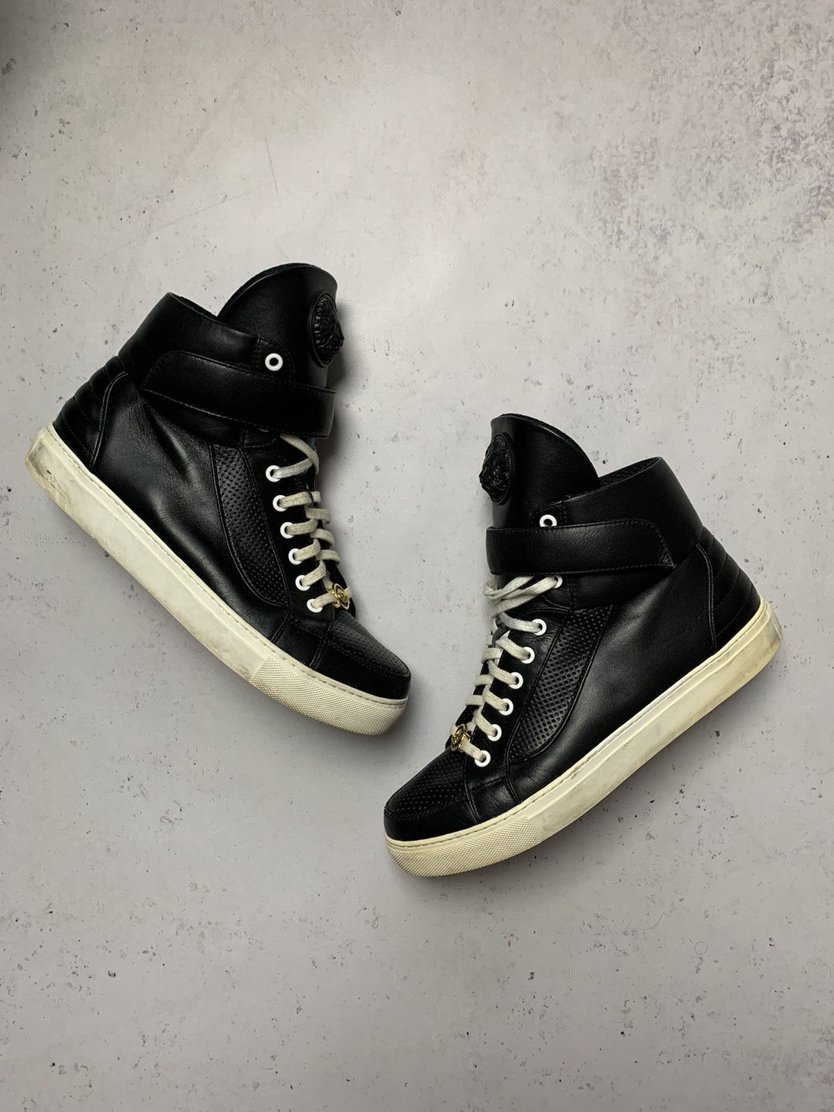 Designer × Versus Versace × Vintage Versus Versace Lion Head Opium Leather Hi-tops Sneakers Size US 8 / EU 41 - 4 Thumbnail