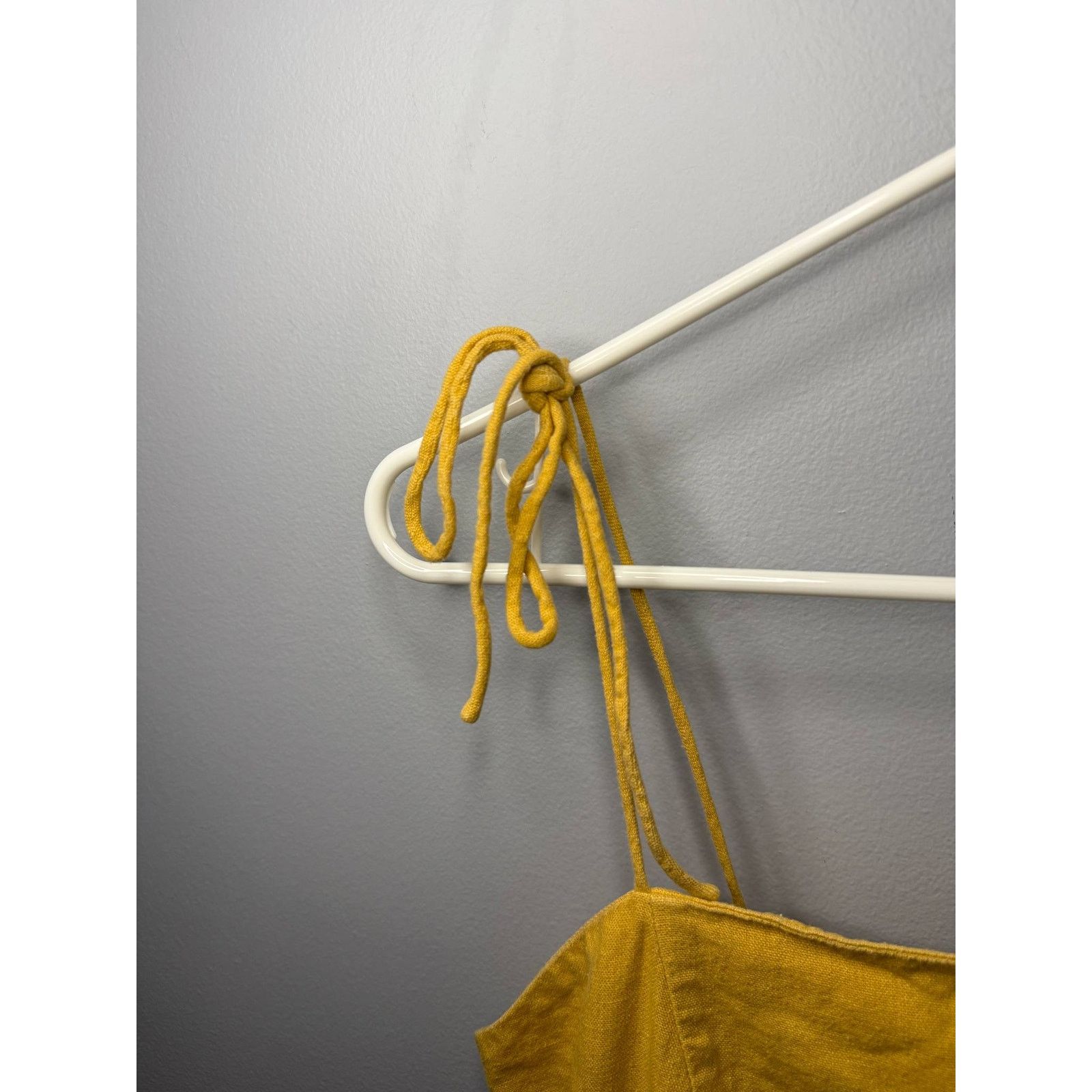 Old Navy Old Navy Tie-Strap Smocked Fit & Flare Mini Dress Yellow M Size M / US 6-8 / IT 42-44 - 9 Thumbnail