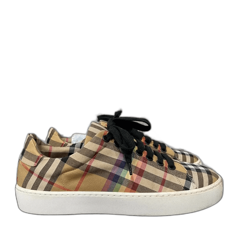 Burberry Burberry Rainbow Check Sneakers Size 38 Size US 6 / EU 39 - 1 Thumbnail