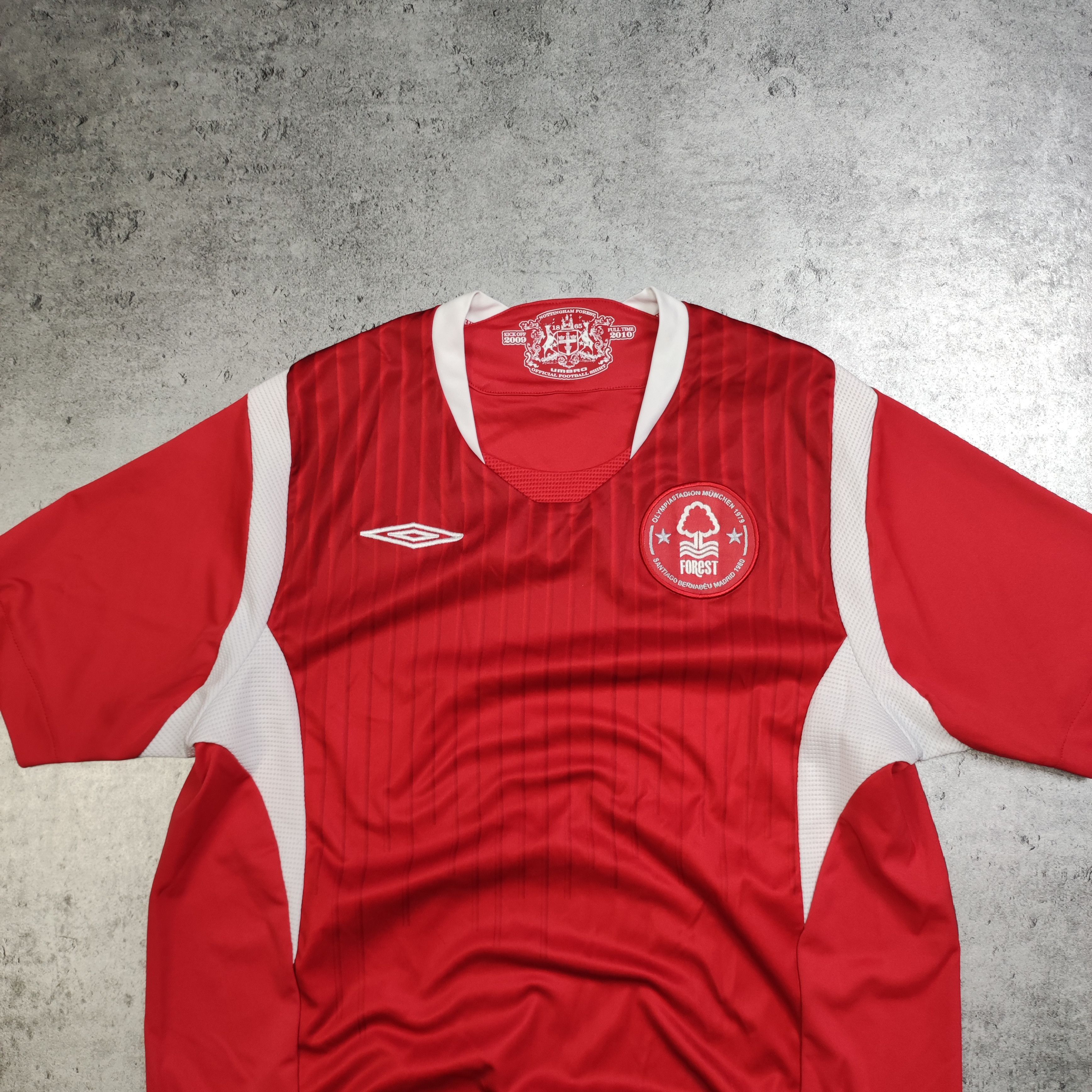 Vintage RARE Vintage Umbro x Notthingam Forest Football Home Jersey Size US S / EU 44-46 / 1 - 3 Thumbnail