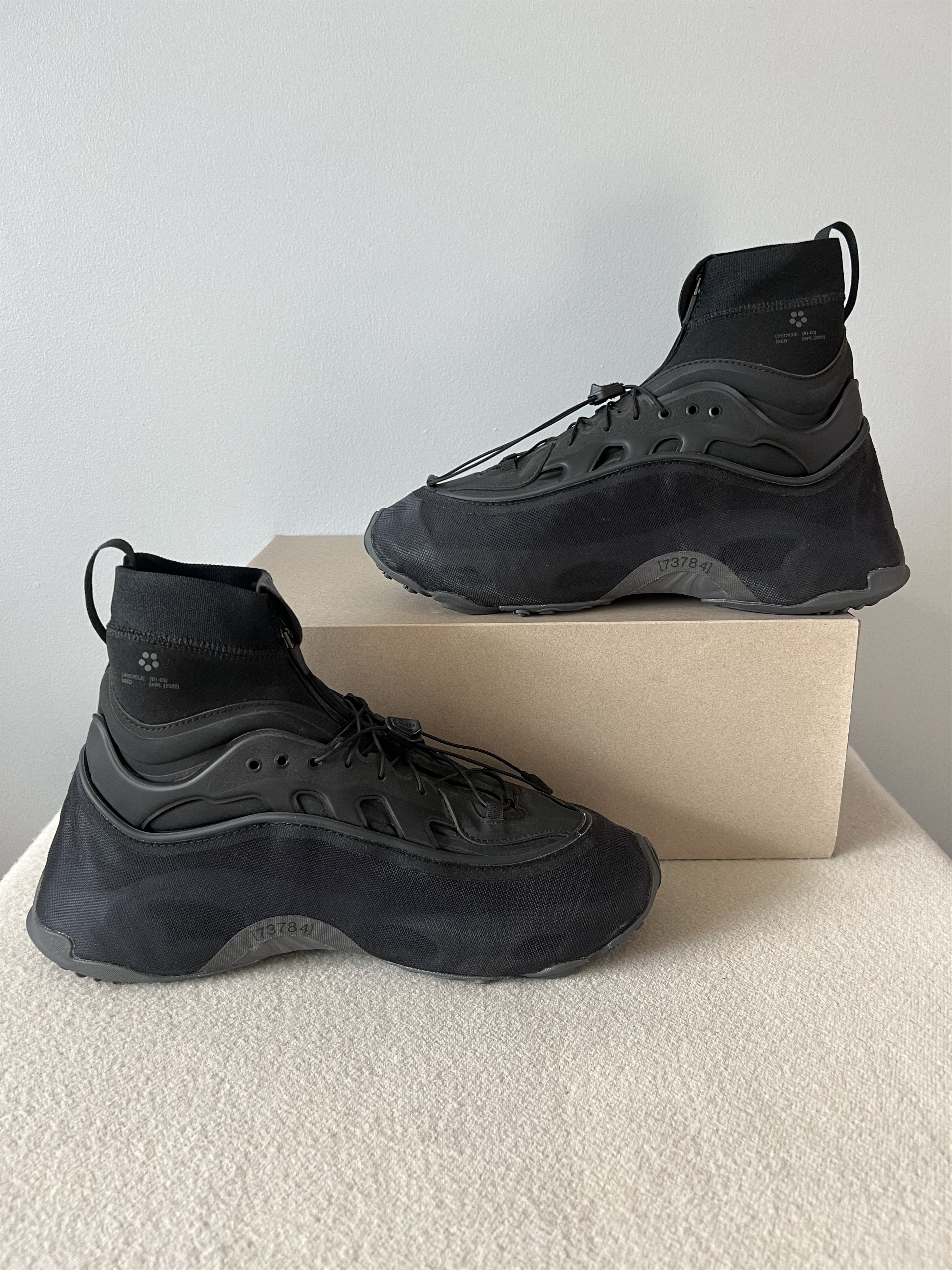 Adidas Adidas Mr. Bailey Ozmorphis Sneakers in Core Black Size US 9.5 / EU 42-43 - 3 Thumbnail