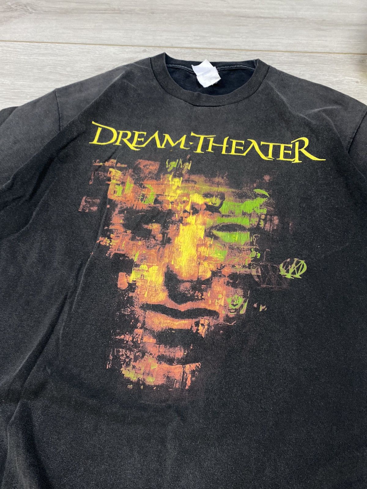 Band Tees 💥 Dream Theater Face vintage t-shirt Faded Size US L / EU 52-54 / 3 - 5 Thumbnail