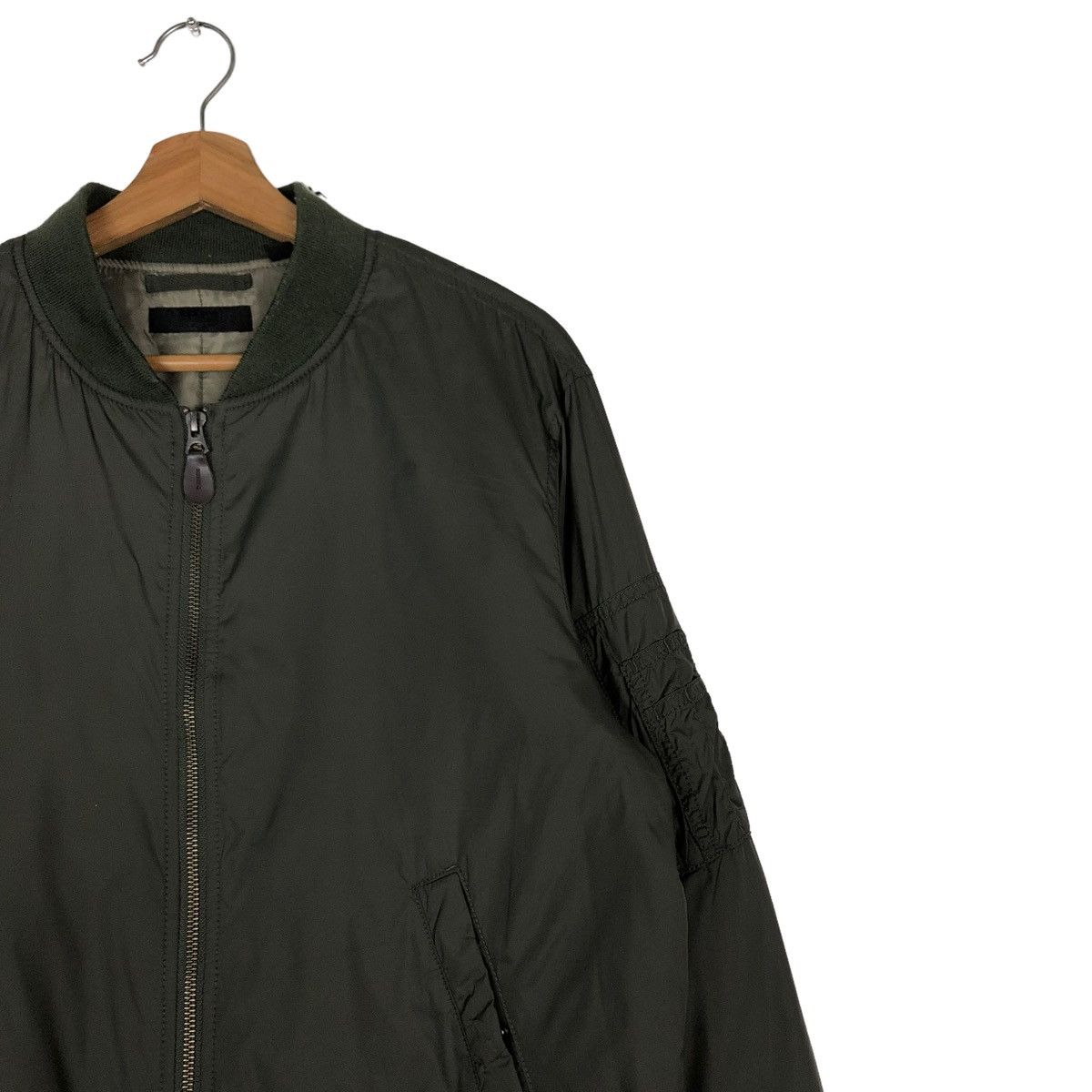 Japanese Brand 🔥VINTAGE BOMBER JACKET MILITARY DESIGN UNIQLO ISSEY MIYAKE Size US L / EU 52-54 / 3 - 4 Thumbnail
