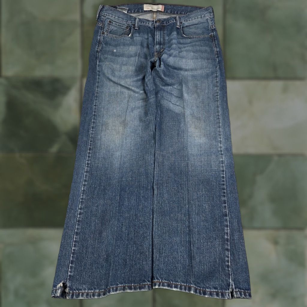 Levi's VINTAGE Levi's 569 Jeans Mens Blue 36x32 Skater Grunge Distressed Fade Size US 36 / EU 52 - 1 Thumbnail