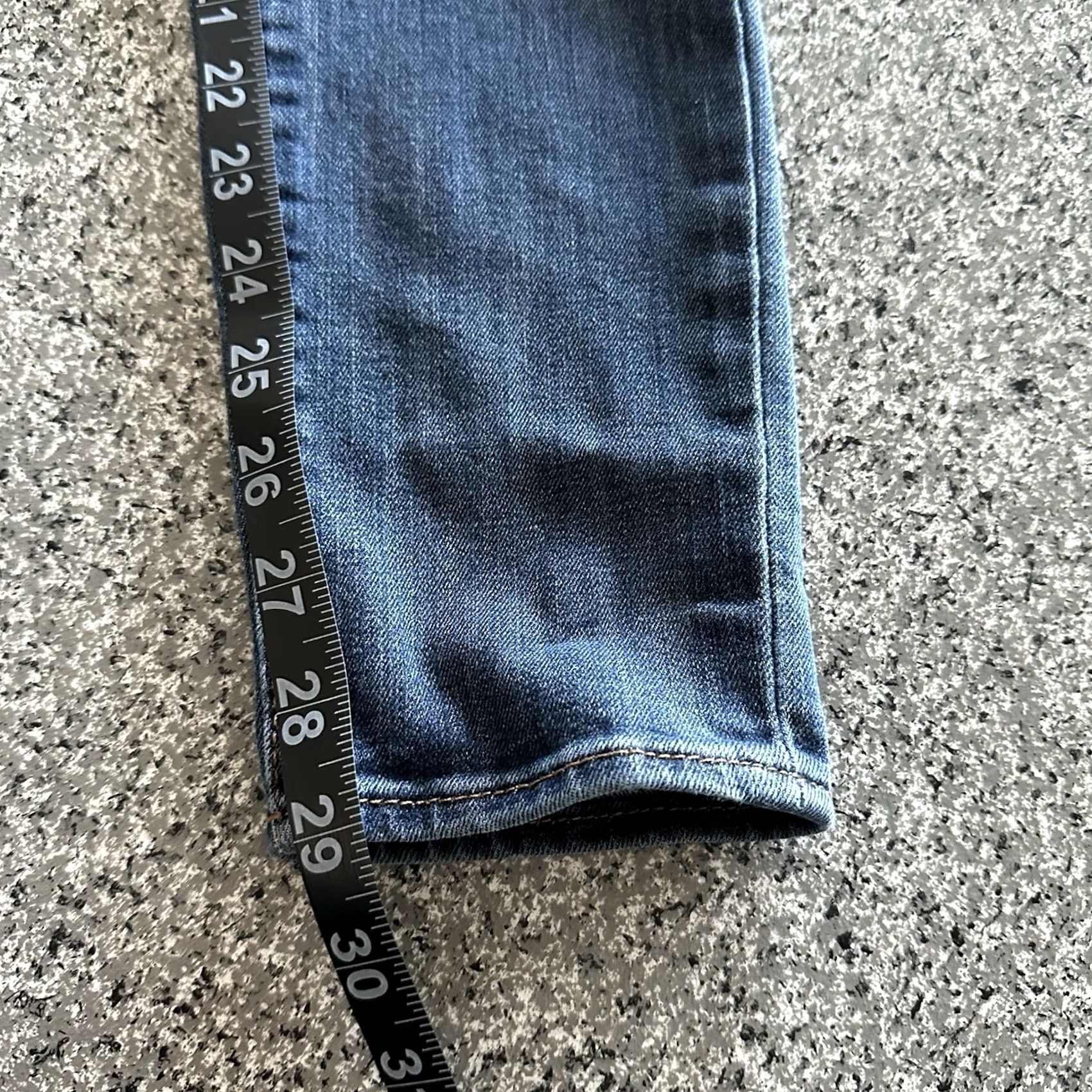 Vintage Rock & Republic Jeans Kashmiere Mid Rise Skinny Stretch Denim Womens 4 27x28 Blue 5-Pocket Distressed Size 27" / US 4 / IT 40 - 7 Thumbnail