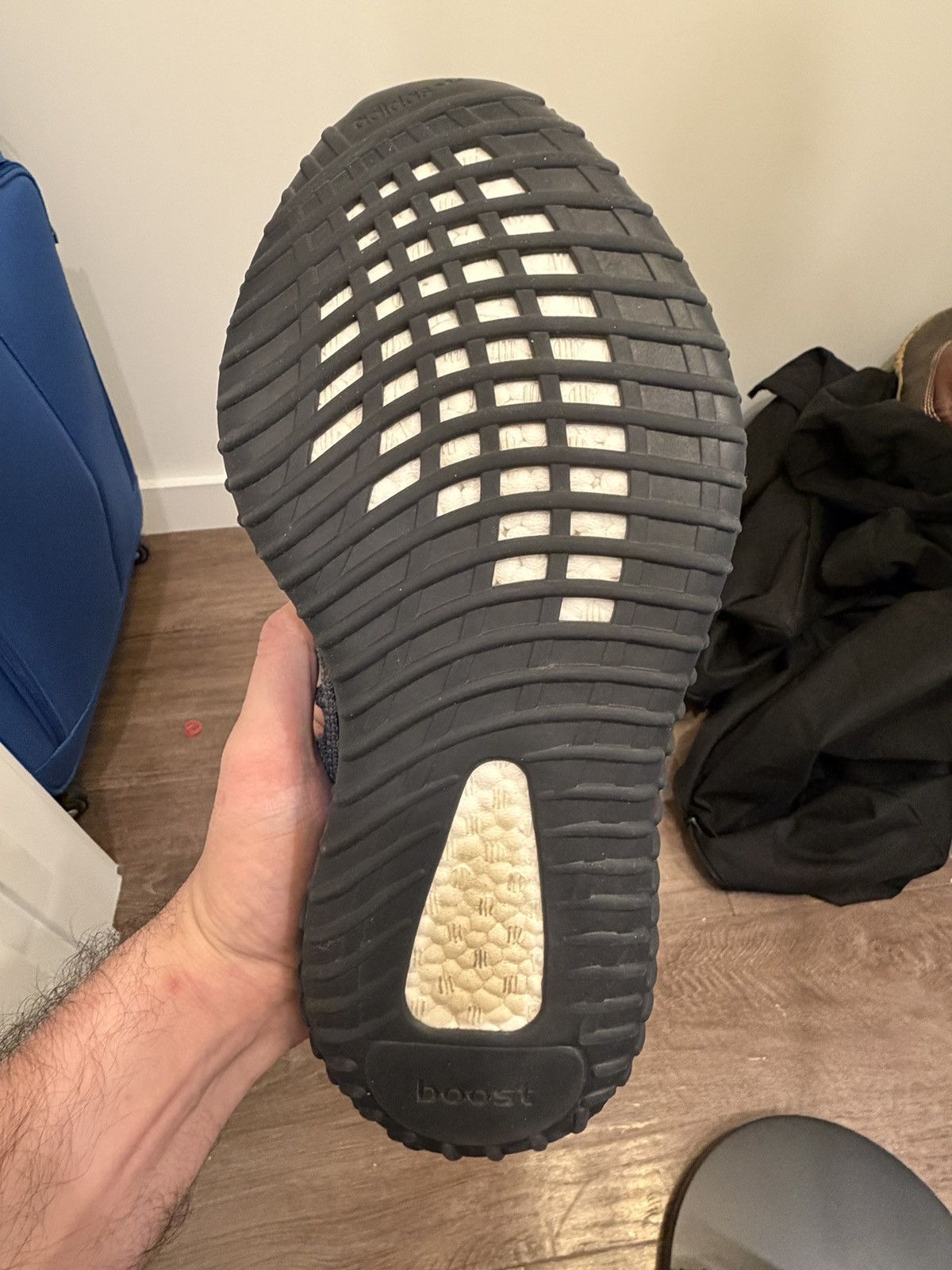 Yeezy Yeezy Boost 350 V2 sz 11 Size US 11 / EU 44 - 4 Thumbnail