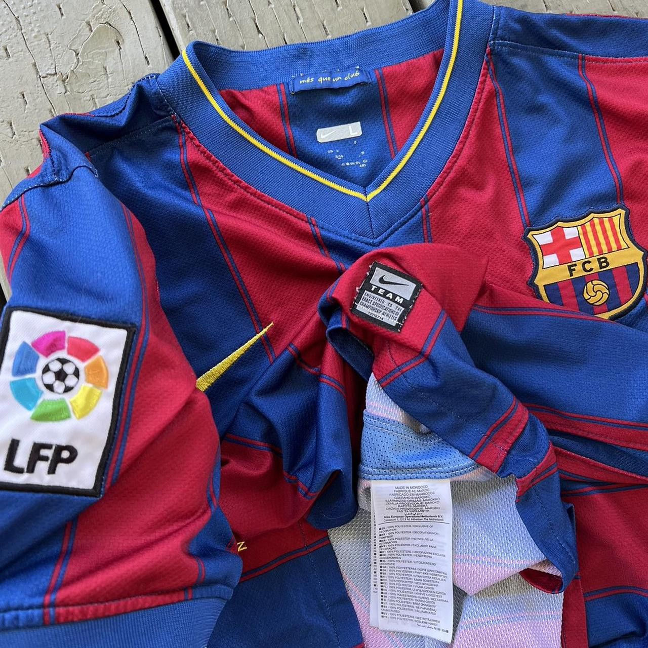 Nike Barcelona Jersey Size US L / EU 52-54 / 3 - 5 Thumbnail