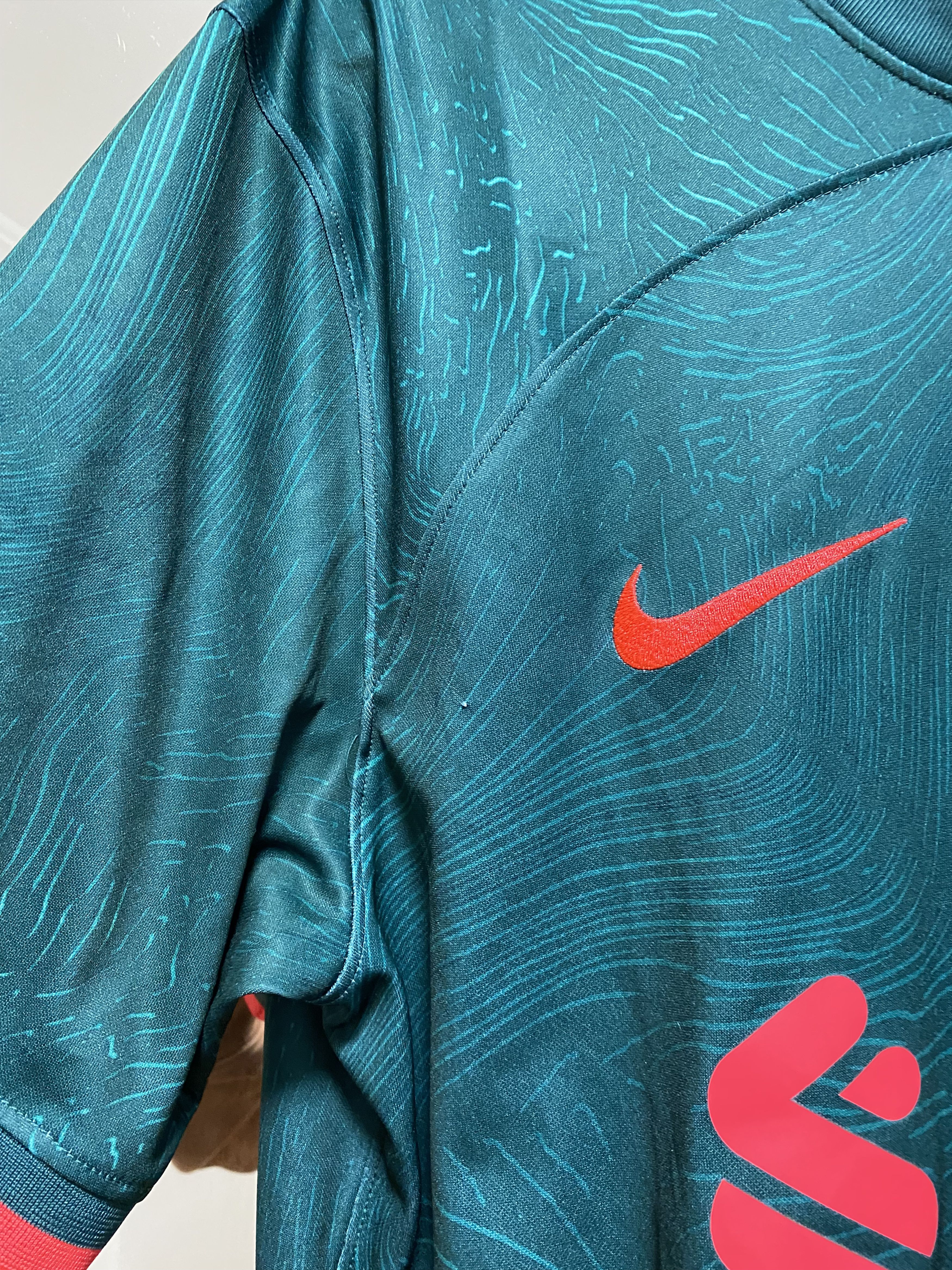 Nike Liverpool 2022 third Nike soccer football jersey Size US L / EU 52-54 / 3 - 3 Thumbnail